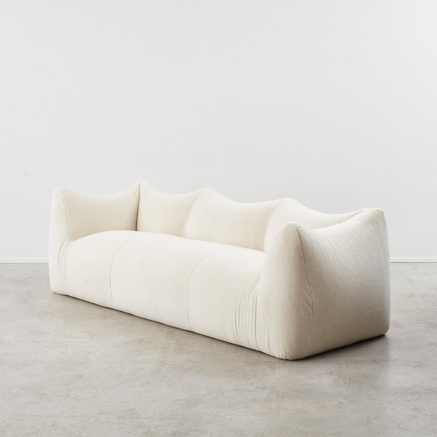 Late 20th Century Mario Bellini 'Le Bambole' three seater sofa for B&B Italia - Italy, 1973
