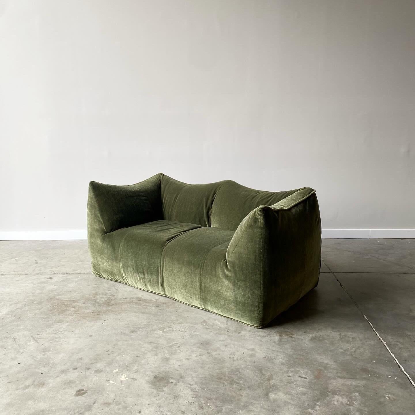 Mid-Century Modern Mario Bellini Le Bambole Two Seat Sofa, B&B Italia For Sale
