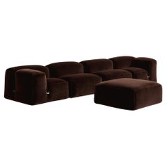 Mario Bellini “Le Mura” Modular Sofa for Cassina, Brown Velvet, 1972, Set of 5 Mario Bellini “Le Mura” Modular Sofa for Cassina, Brown Velvet, 1972, Set of 5
