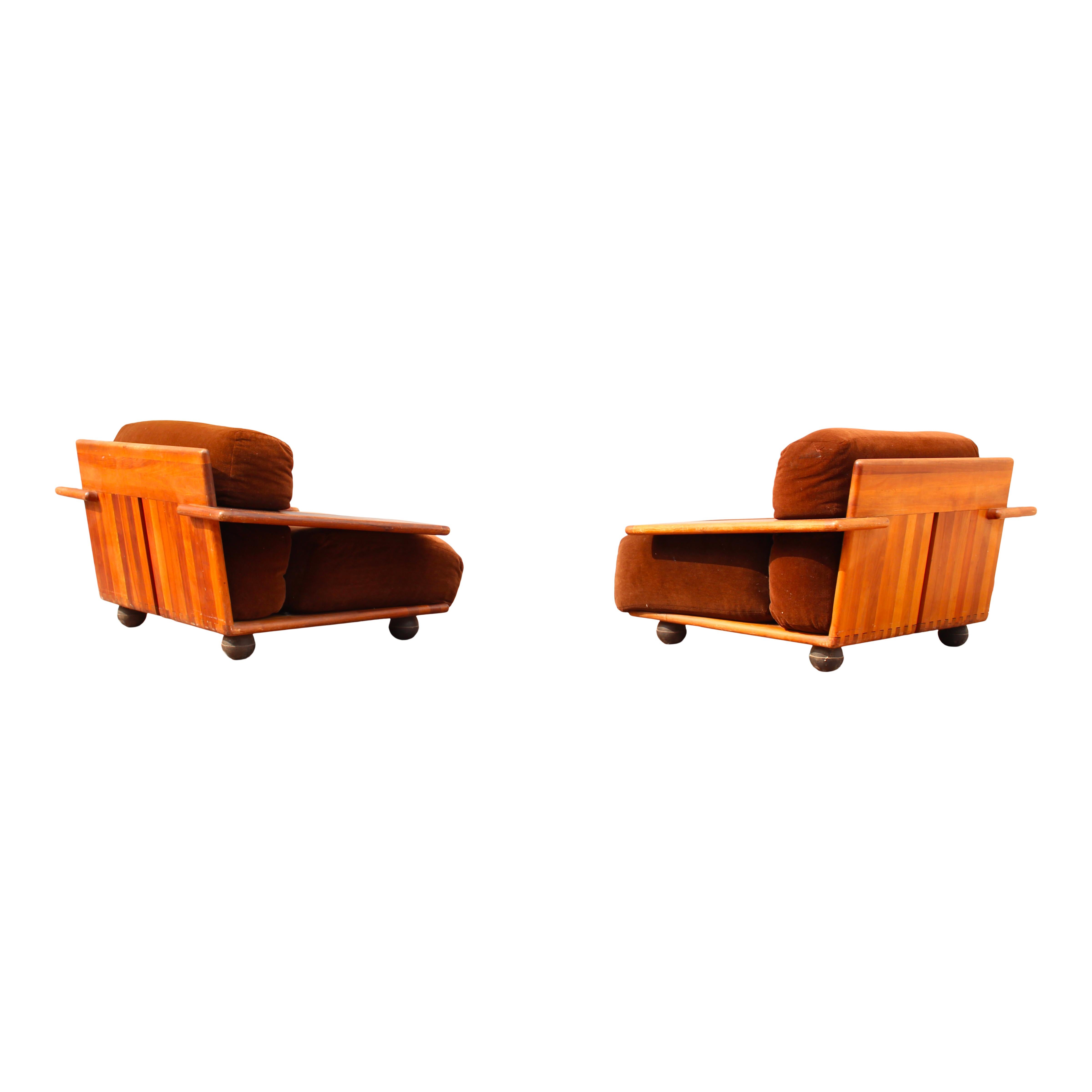 Mario Bellini Midcentury Modern Brown Velvet Pianura Armchair for Cassina, 1970 For Sale 5