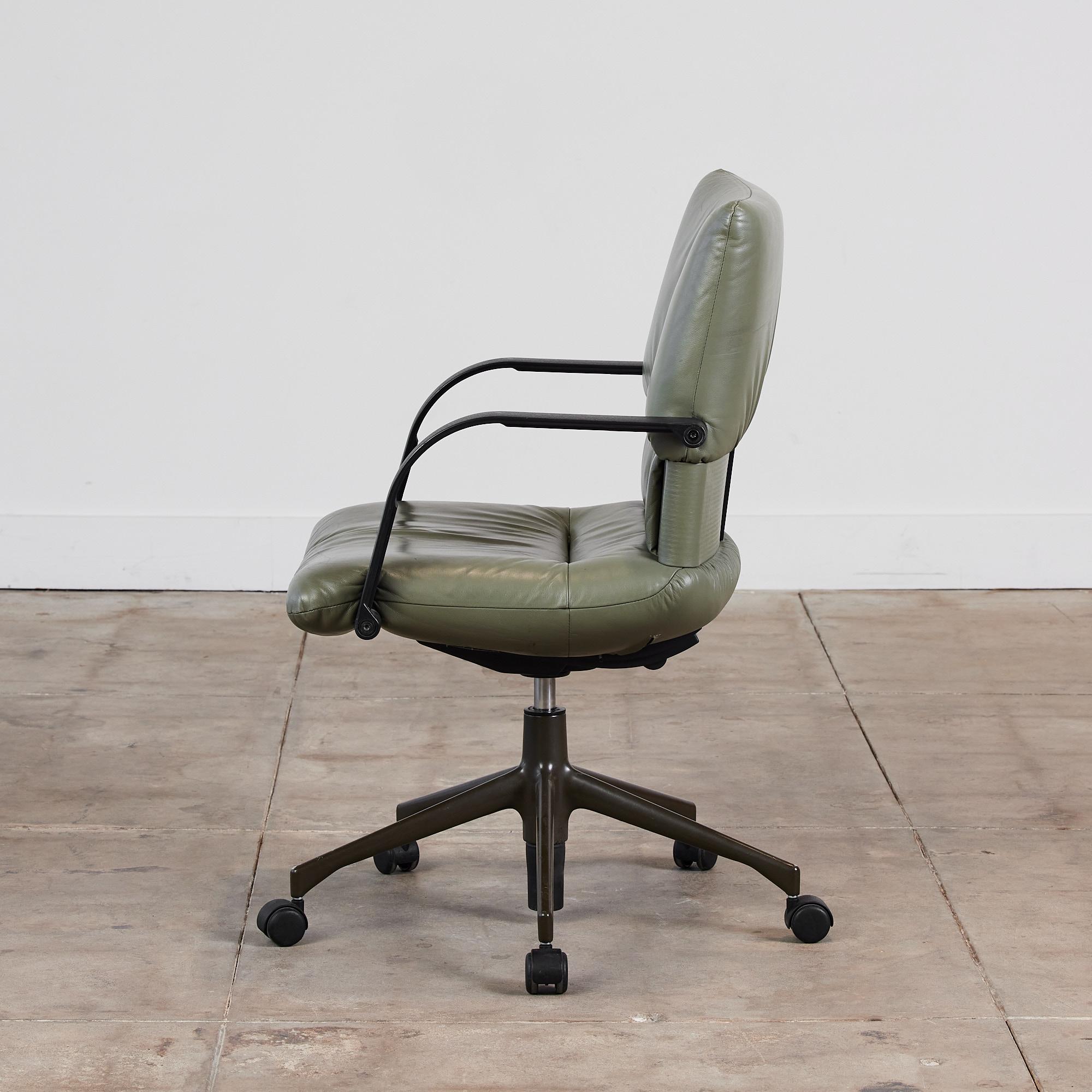 Mario Bellini Office Chair for Vitra In Good Condition In Los Angeles, CA