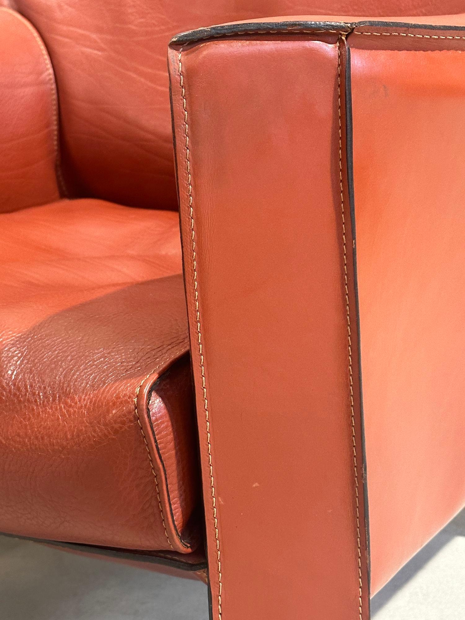 Mario Bellini Pair Leather Cab Lounge Chairs, Model 415, Italy 1970 6