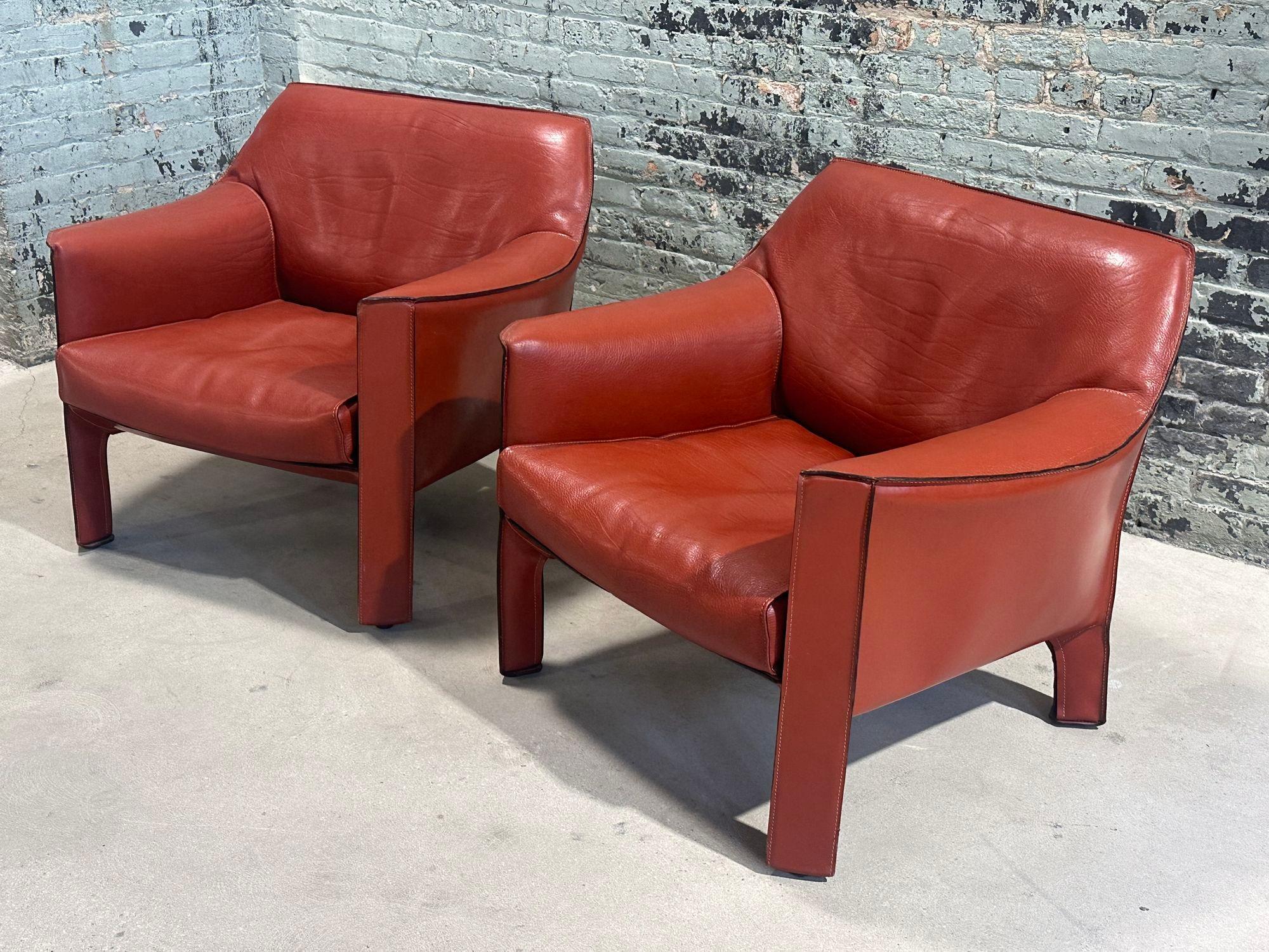 Italian Mario Bellini Pair Leather Cab Lounge Chairs, Model 415, Italy 1970 For Sale