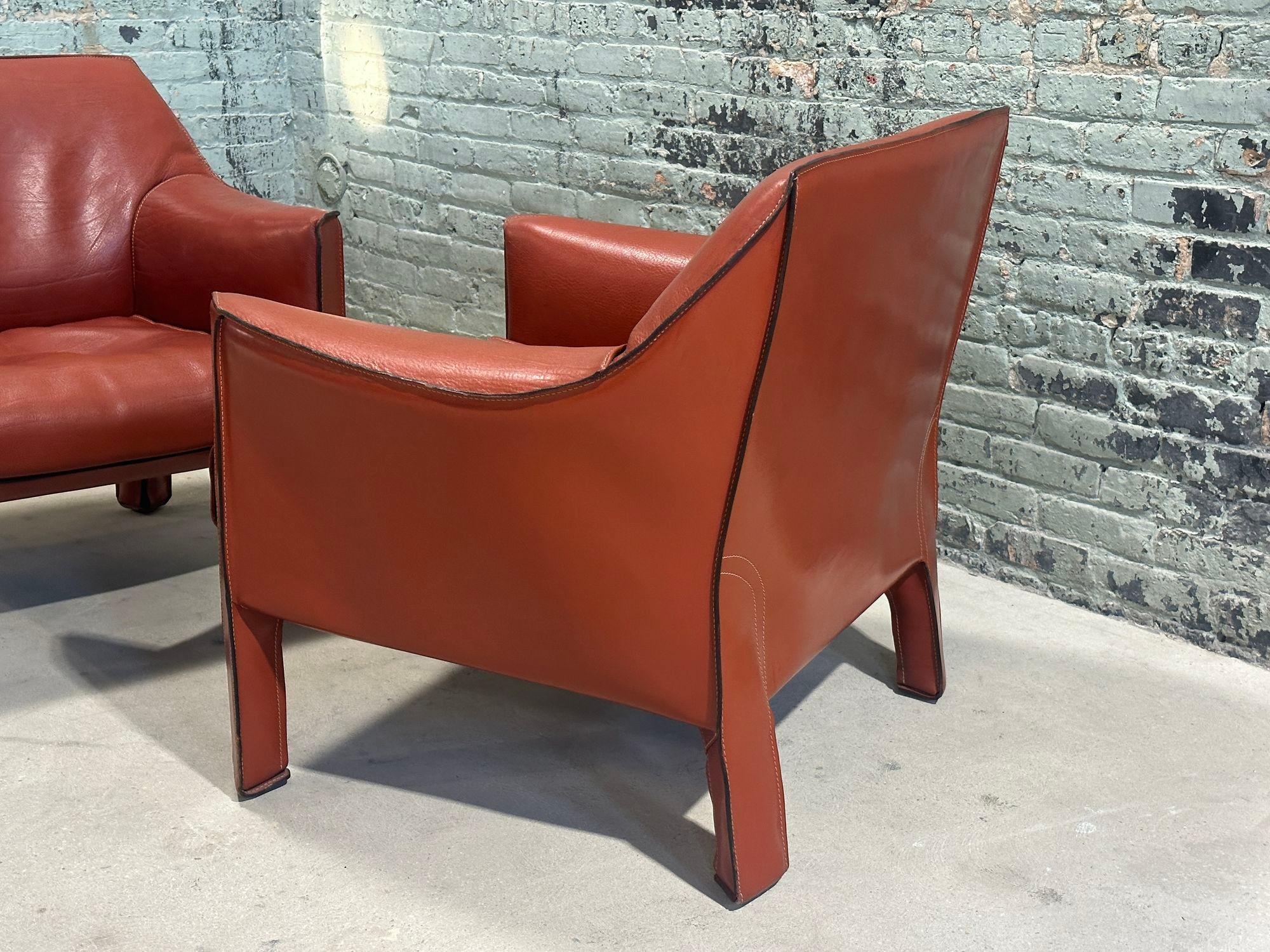 Mario Bellini Pair Leather Cab Lounge Chairs, Model 415, Italy 1970 2