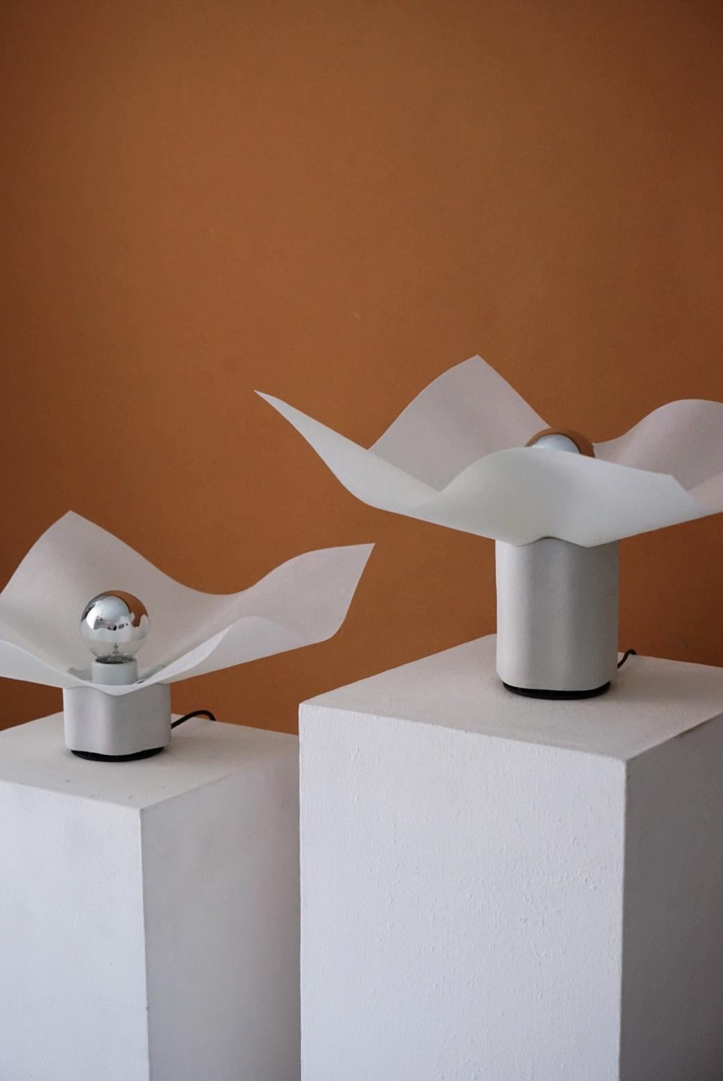 Pareja de lámparas de pie Mario Bellini para Artemide finales del siglo XX en venta
