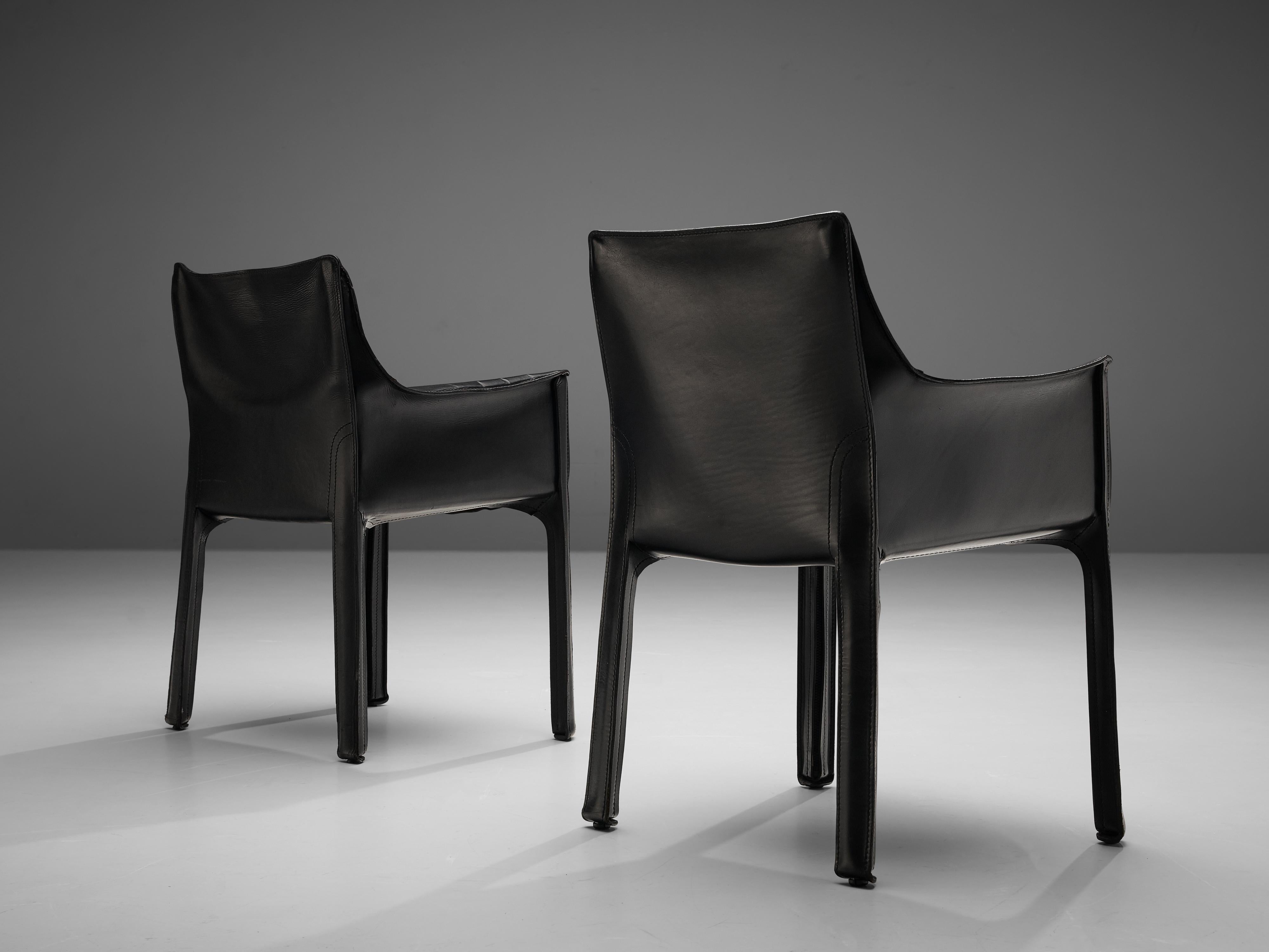 Mario Bellini Pair of Armchairs ‘CAB 413’ in Black Leather In Good Condition In Waalwijk, NL