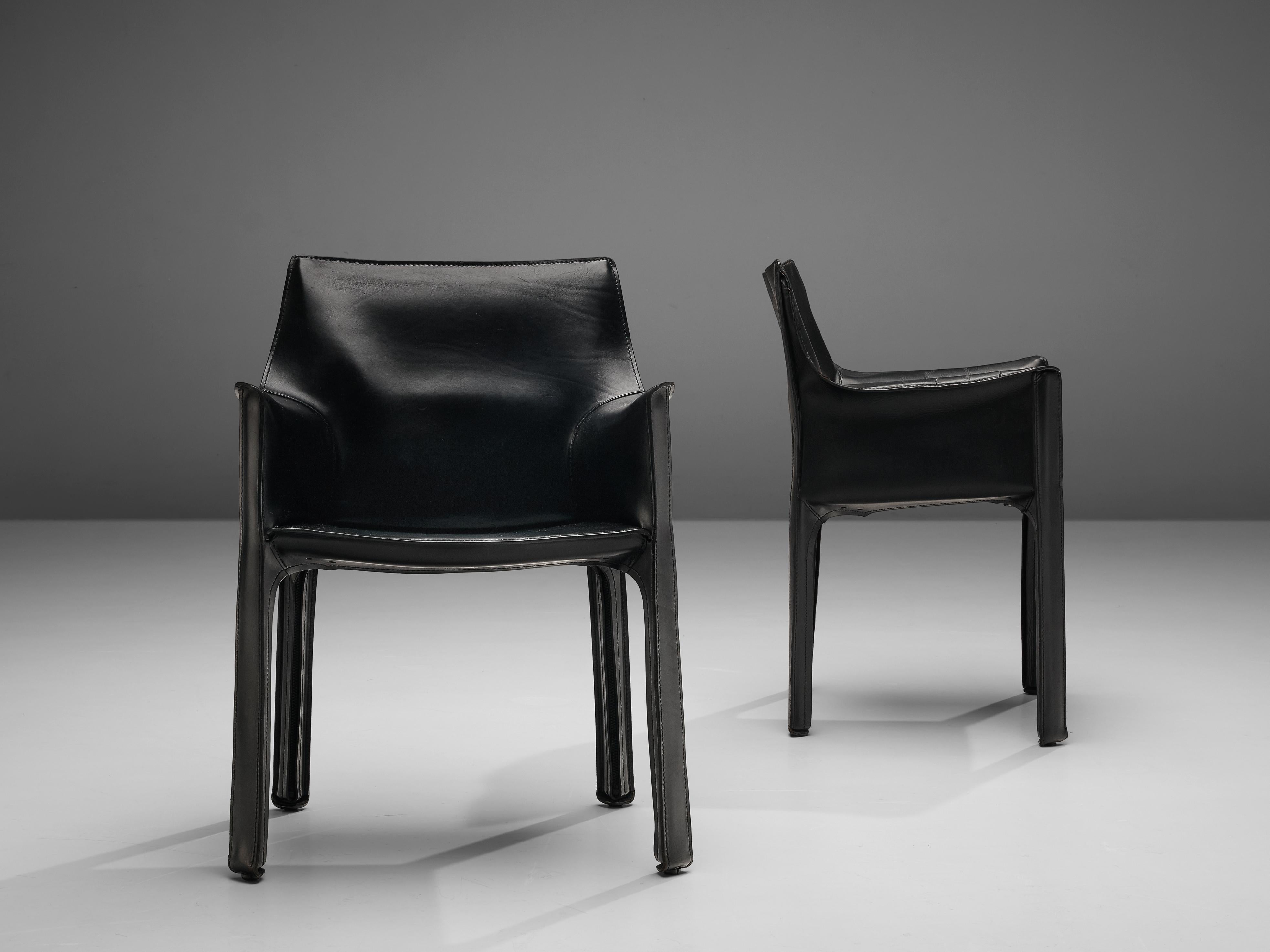 Mario Bellini Pair of Armchairs ‘CAB 413’ in Black Leather 1