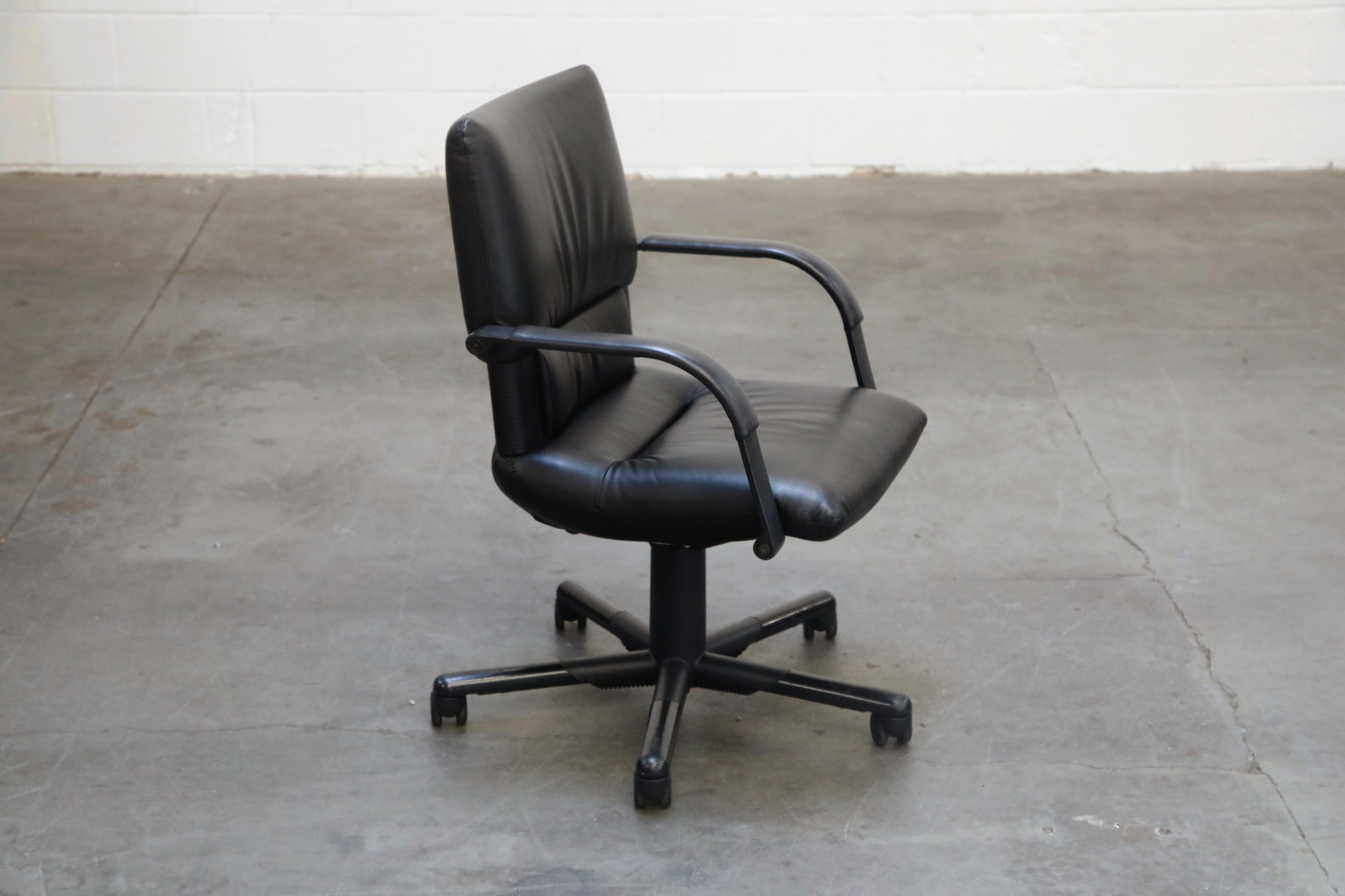 90's office chair