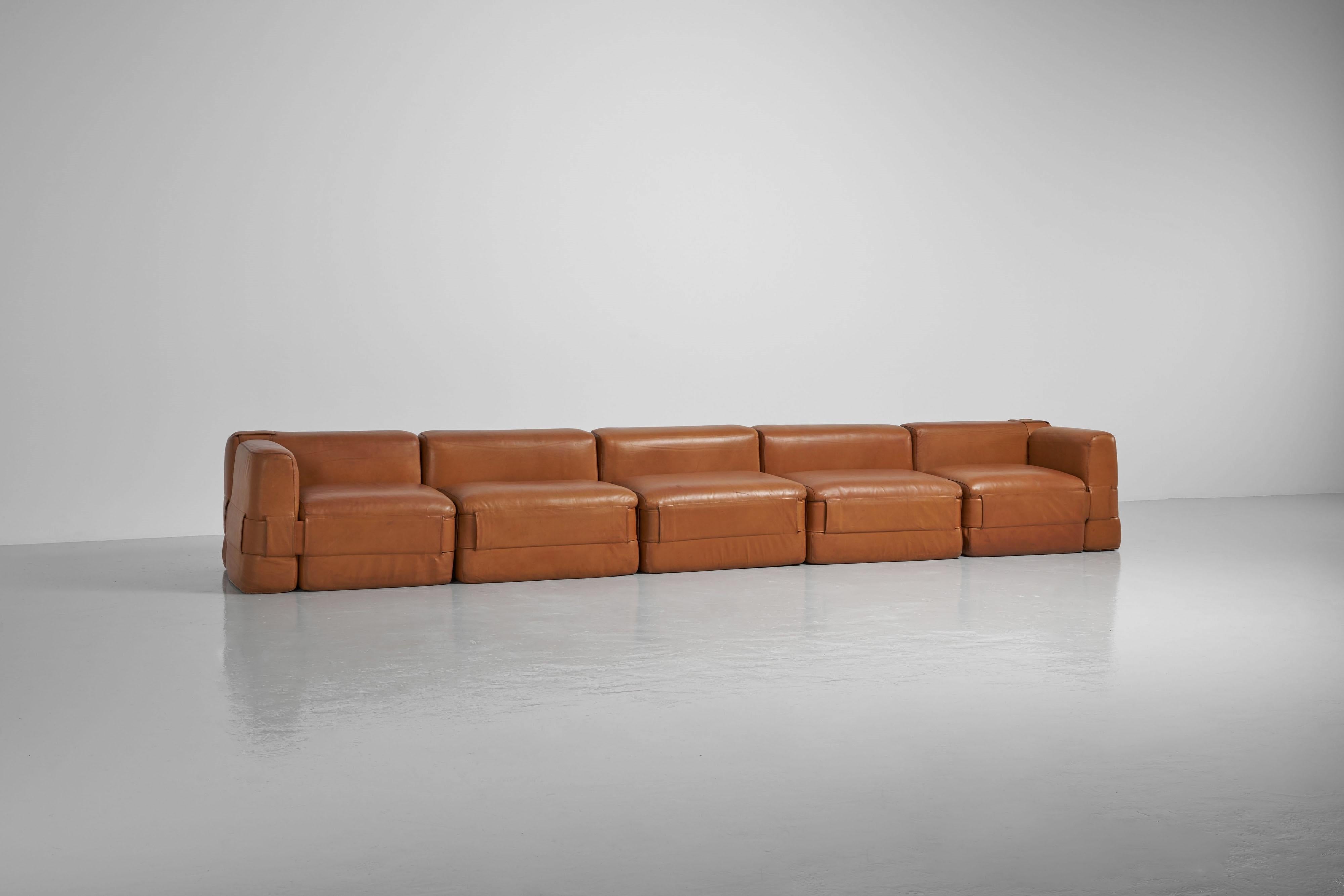 Mid-Century Modern Mario Bellini Quartet sofa Cassina Italy 1964 For Sale