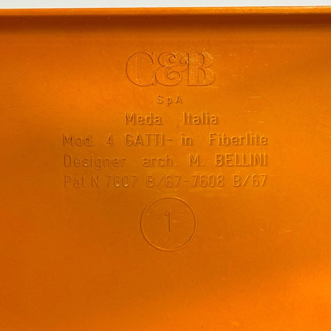 Mario Bellini 'Quattro Gatti' Tavolini C&B in resina giallo senape 1960s in vendita 4