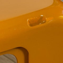 Mesas nido Mario Bellini 'Quattro Gatti' C&B de resina amarilla mostaza Años 60