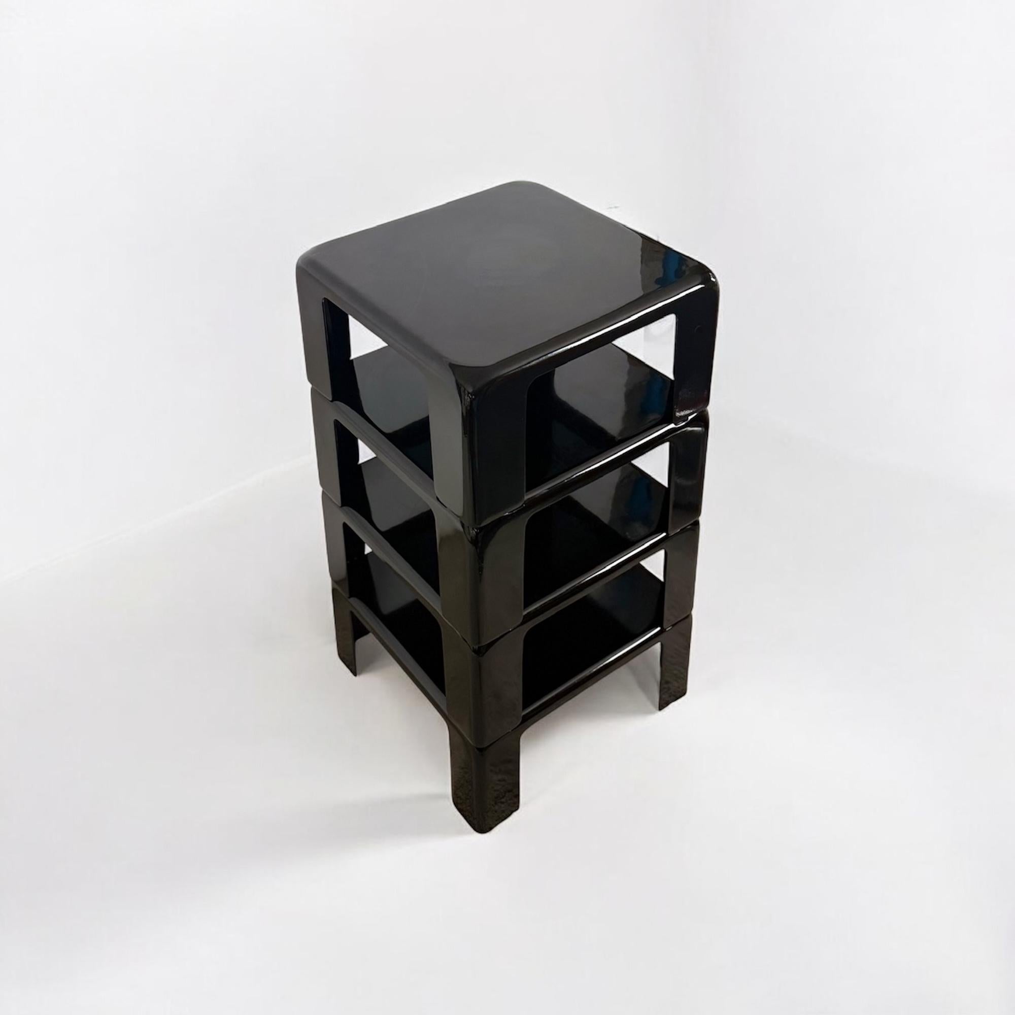 Mario Bellini 'Quattro Gatti' Schachteltische für C&B aus schwarzem Fiberglas, 1960er Jahre im Angebot 5