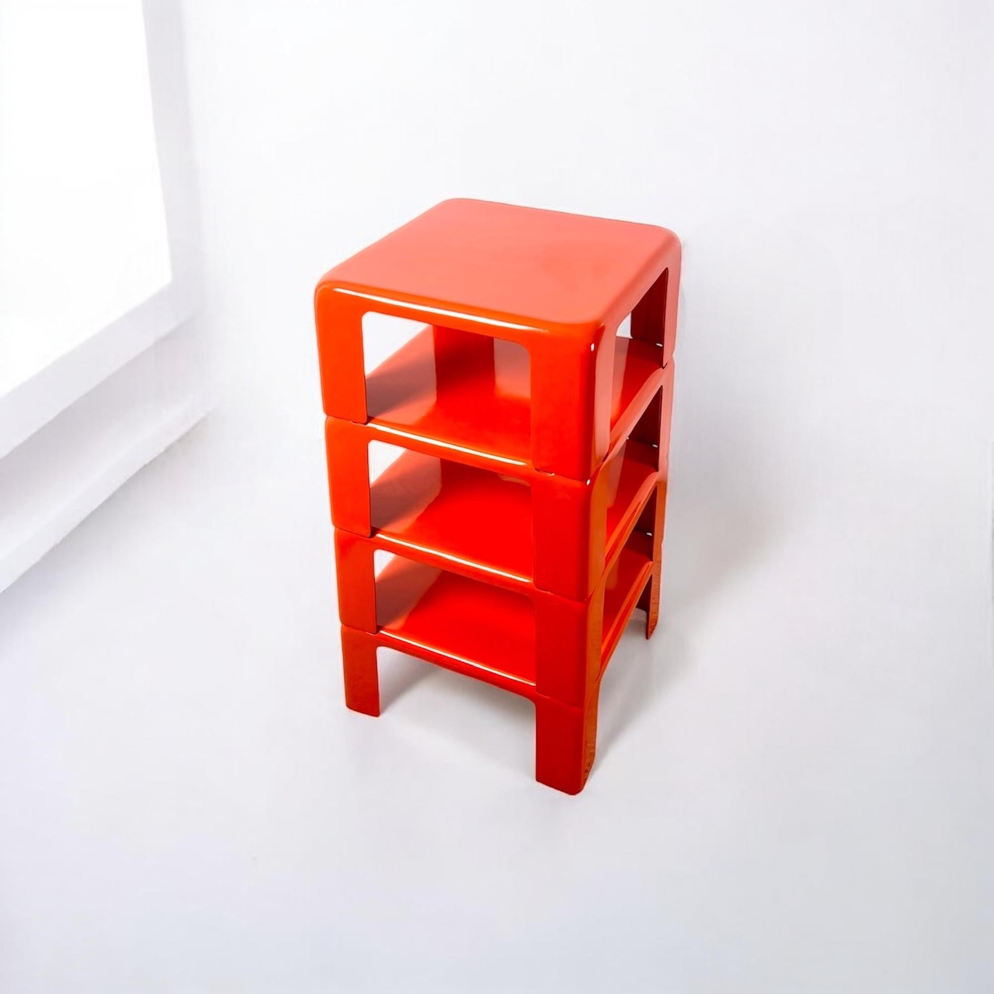 Mario Bellini 'Quattro Gatti' Nesting Tables for C&B in Orange Fiberlite, 1960s 2