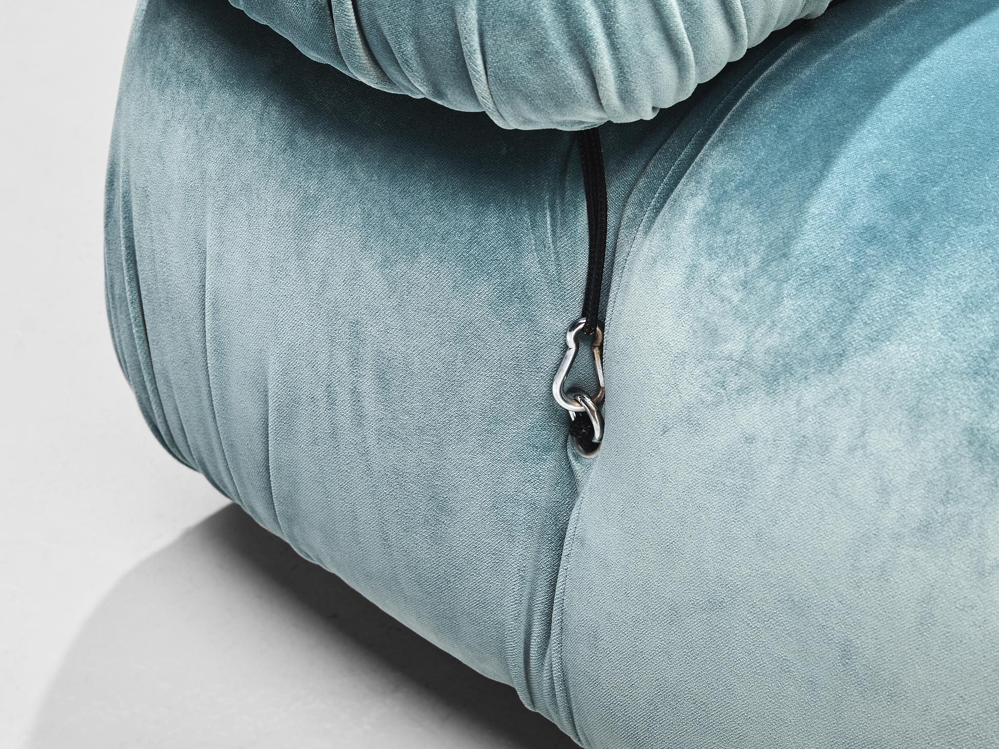 Modulares Sofa „Camaleonda“ von Mario Bellini aus hellblauem Samt, neu gepolstert  im Angebot 6