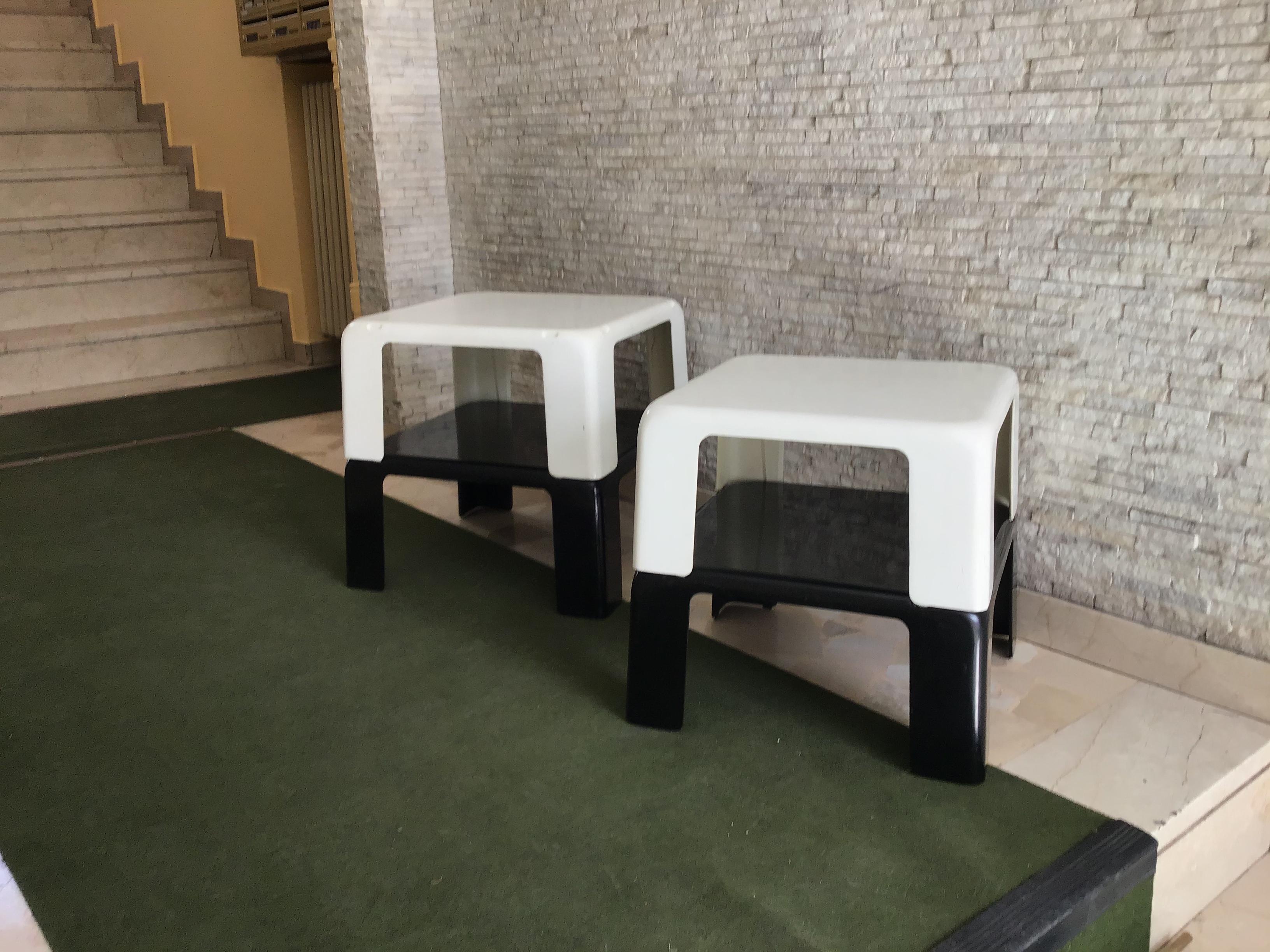 Mario Bellini Set 4 tavoli impilabili 