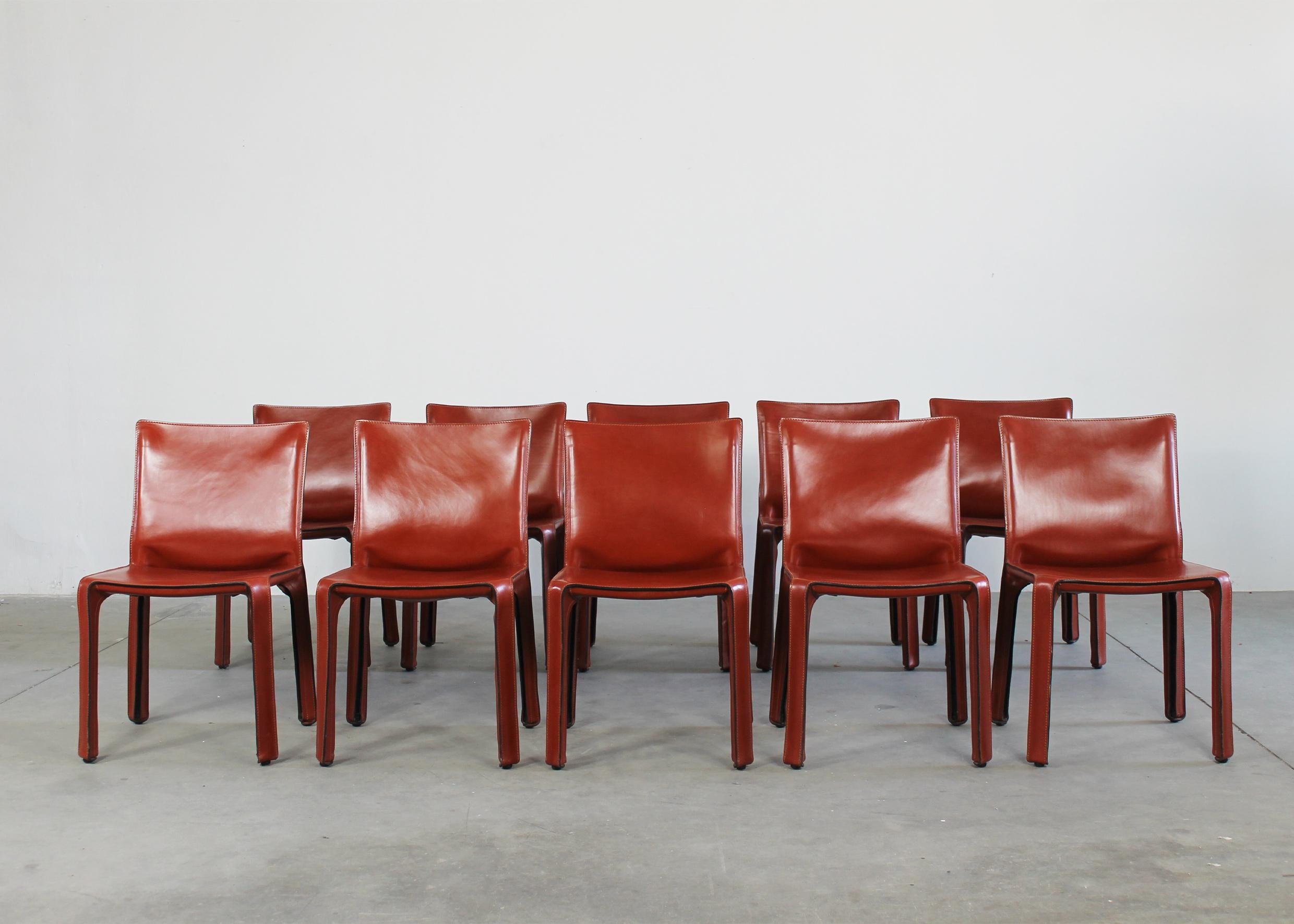 Mid-Century Modern Mario Bellini Set of Ten CAB 412 Chairs in Steel and Leather by Cassina 1990s
