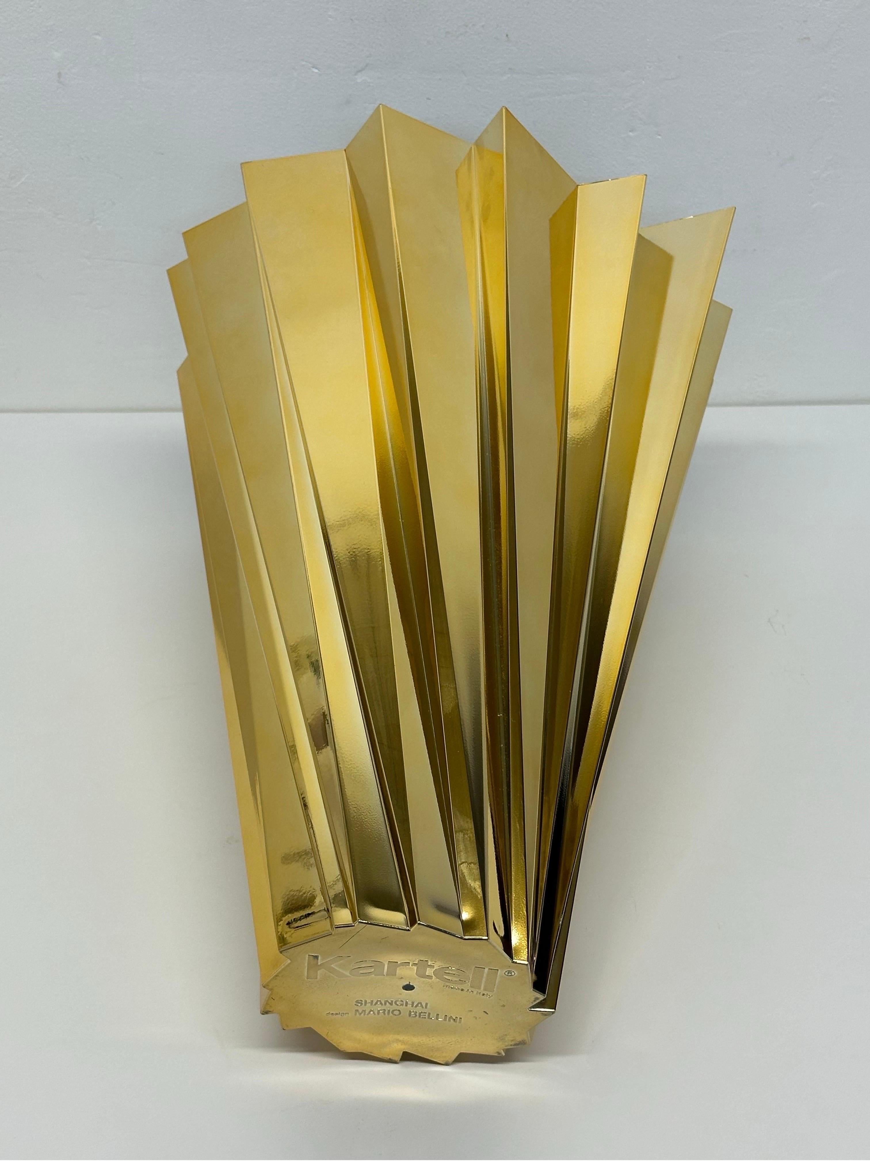 Mario Bellini Shanghai Gold Vase for Kartell For Sale 4
