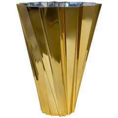 Mario Bellini Jarrón dorado Shanghai para Kartell