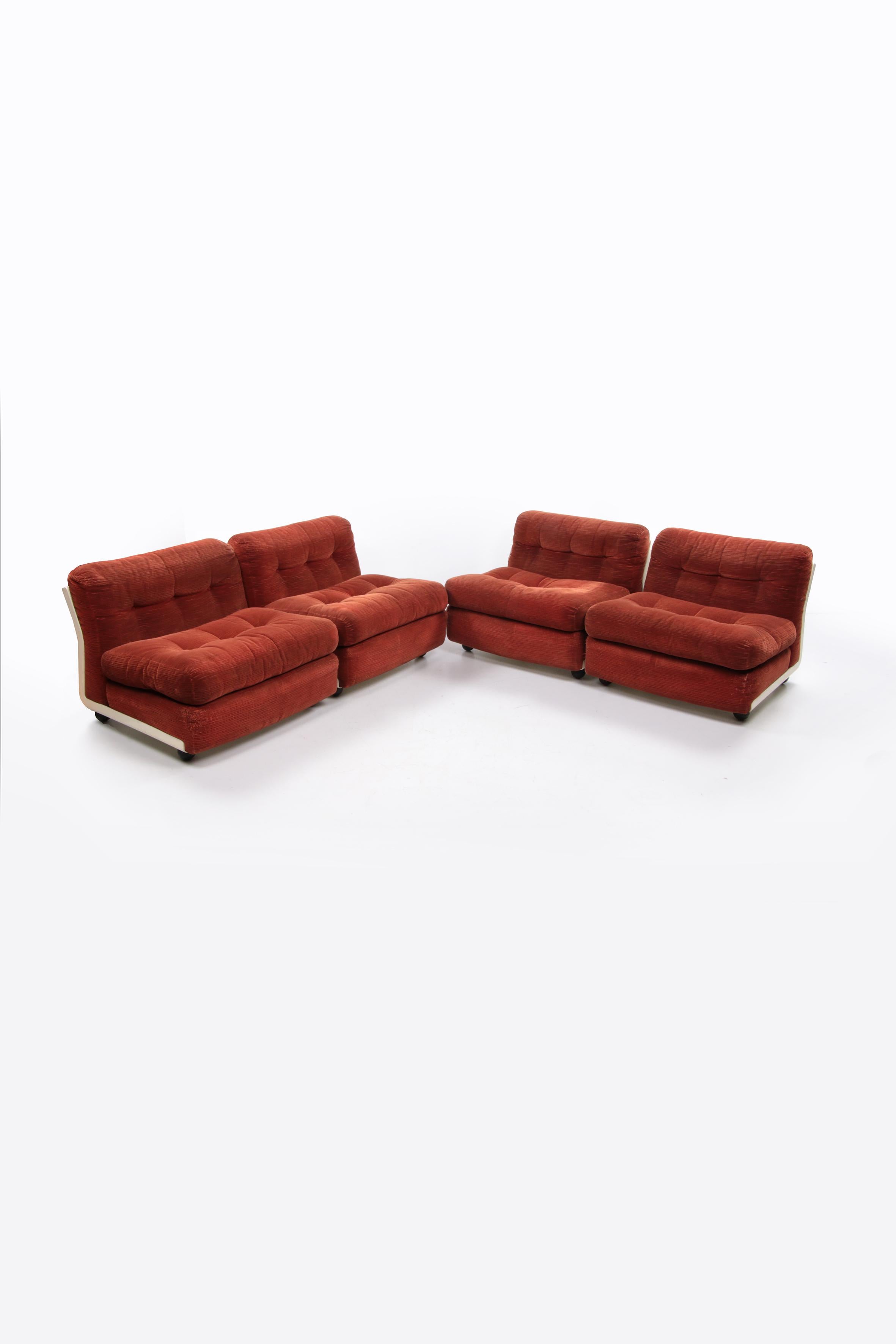 Mario Bellini sofa set of 4 made by C&B Italia, 1970


C&B Italia 'Amanta' from the 1970s, modular sofa with four armchairs designed by Mario Bellini in 1966.

Manufactured in 1973. C&B Italia is now known as c&B Italia. The four armchairs