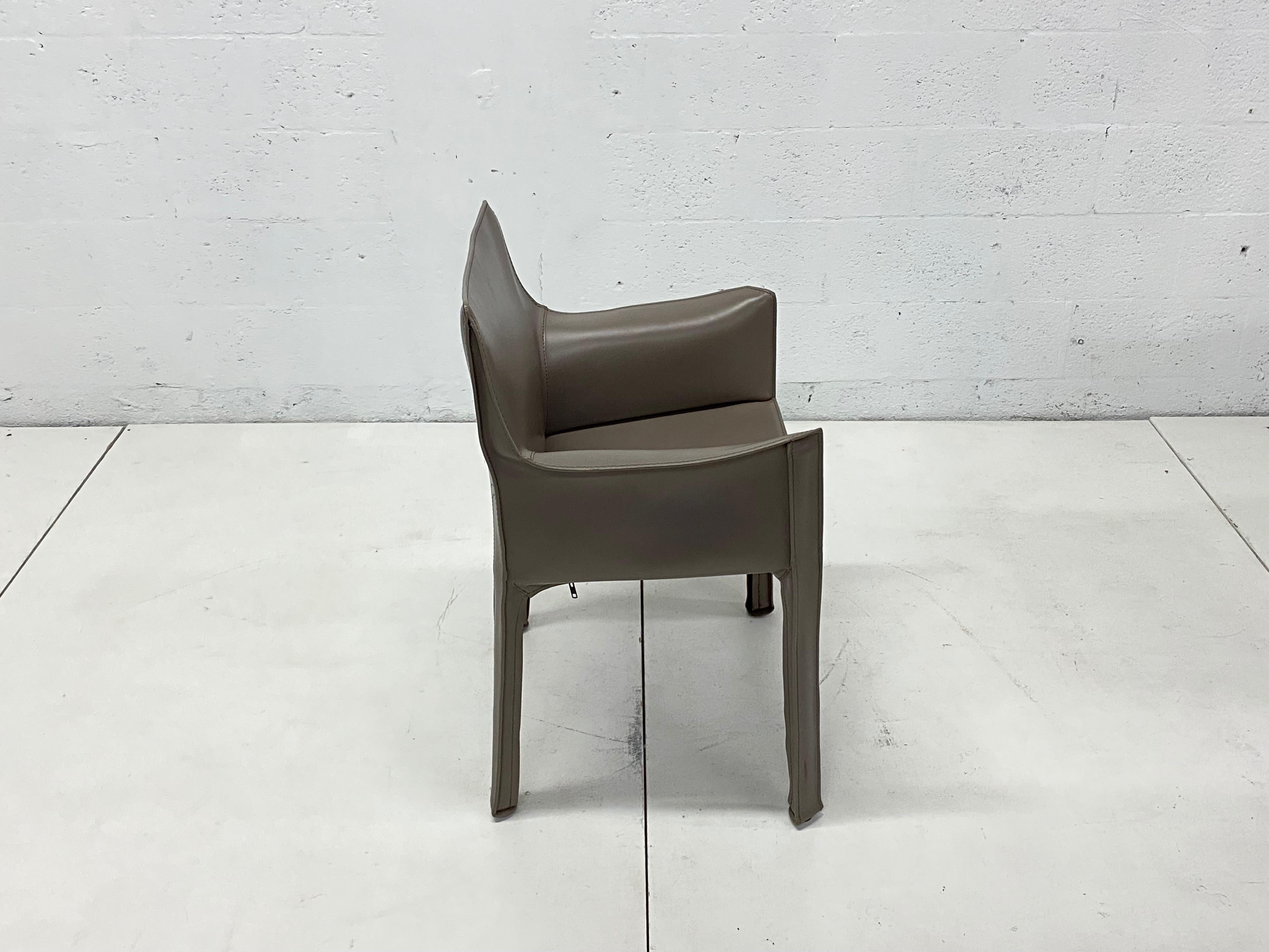 Mario Bellini Taupe Grey Cab 413 Dining or Side Chairs for Cassina, Set of Four In Good Condition In Miami, FL
