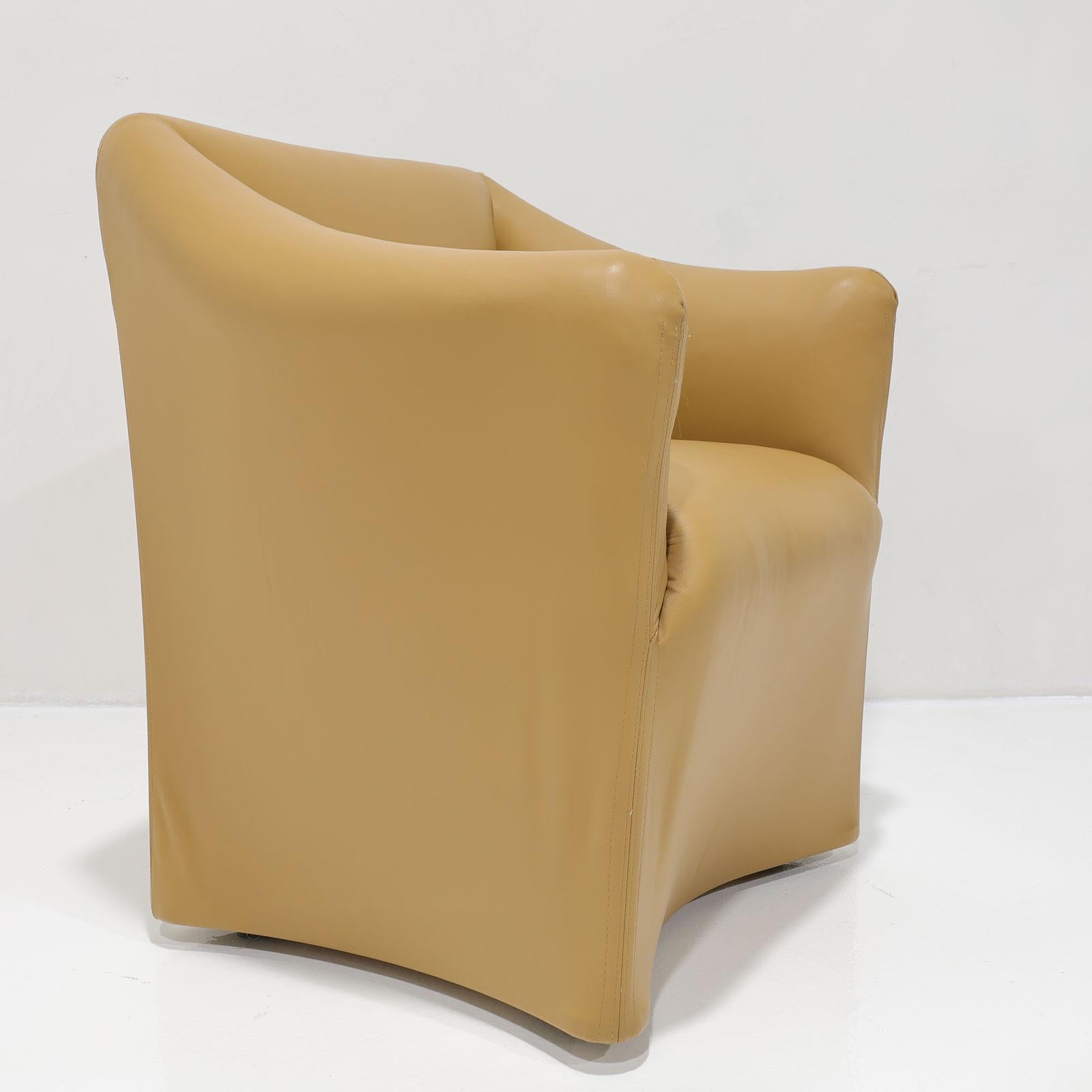 Mid-Century Modern Mario Bellini Tentazione Armchair in Maharam Leather, Set of Four For Sale