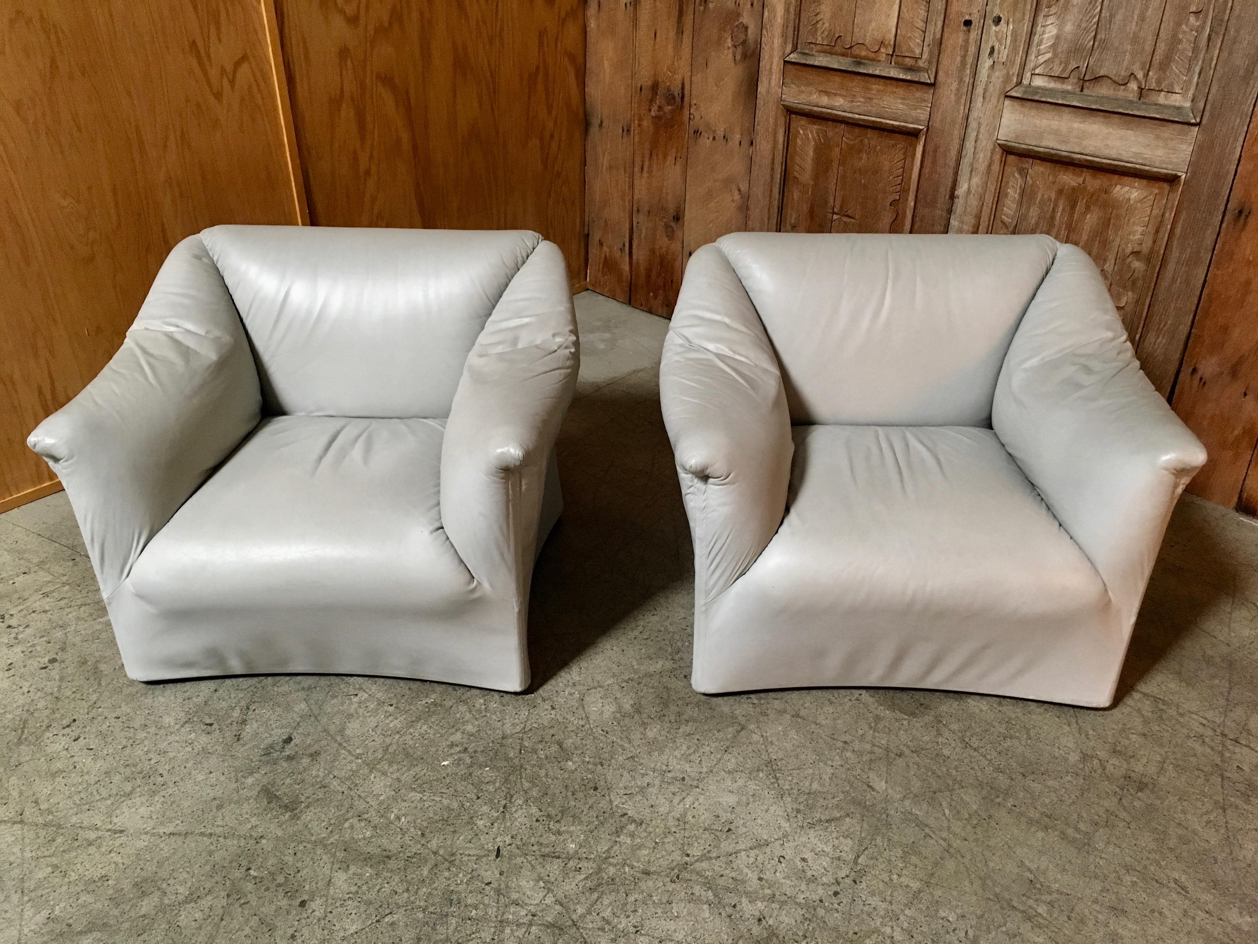 Italian Mario Bellini style Tentazioni Leather Lounge Chairs a Pair