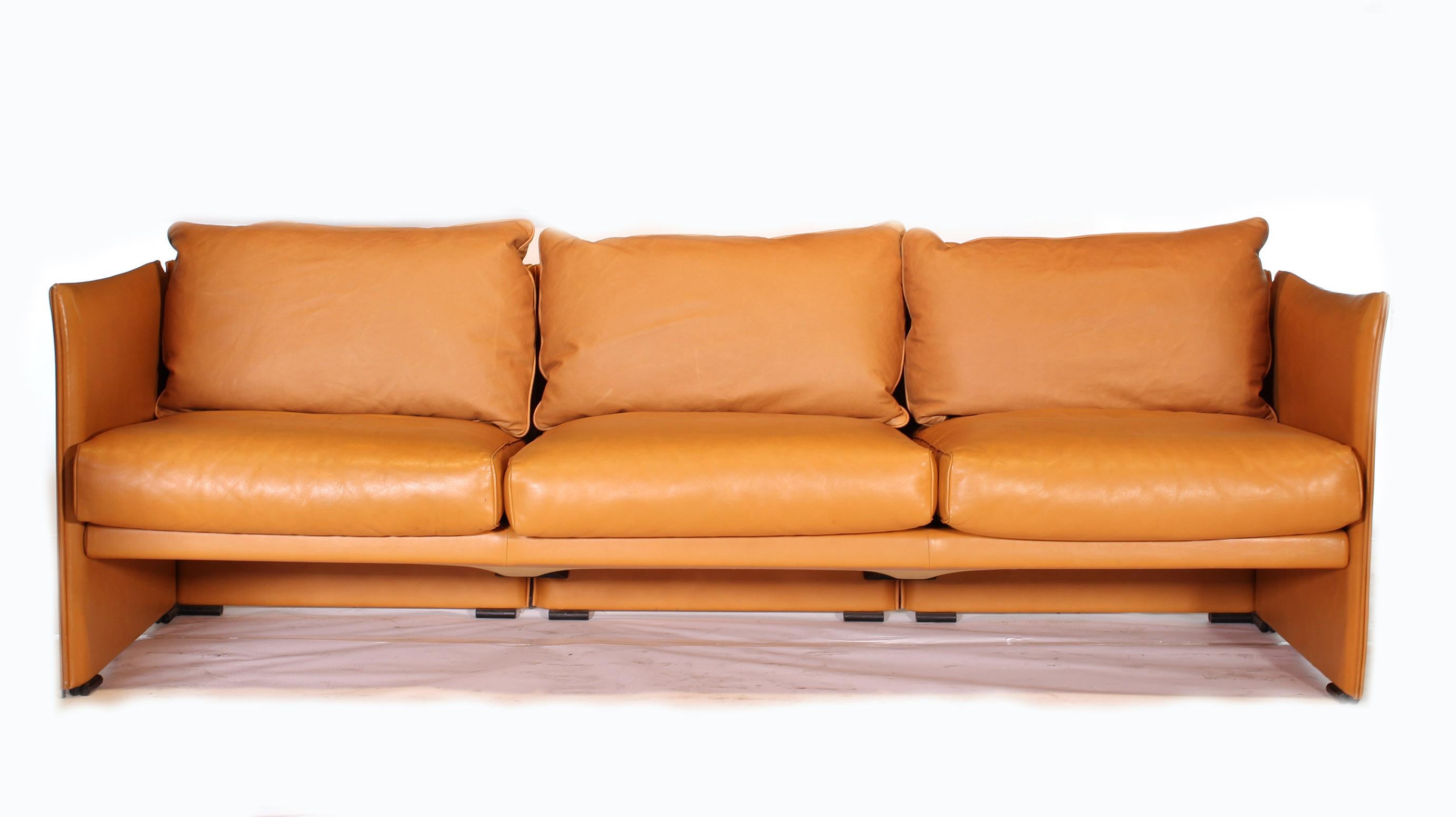 Italian Mario Bellini Tilbury Three-Seat Leather Sofa or Couch