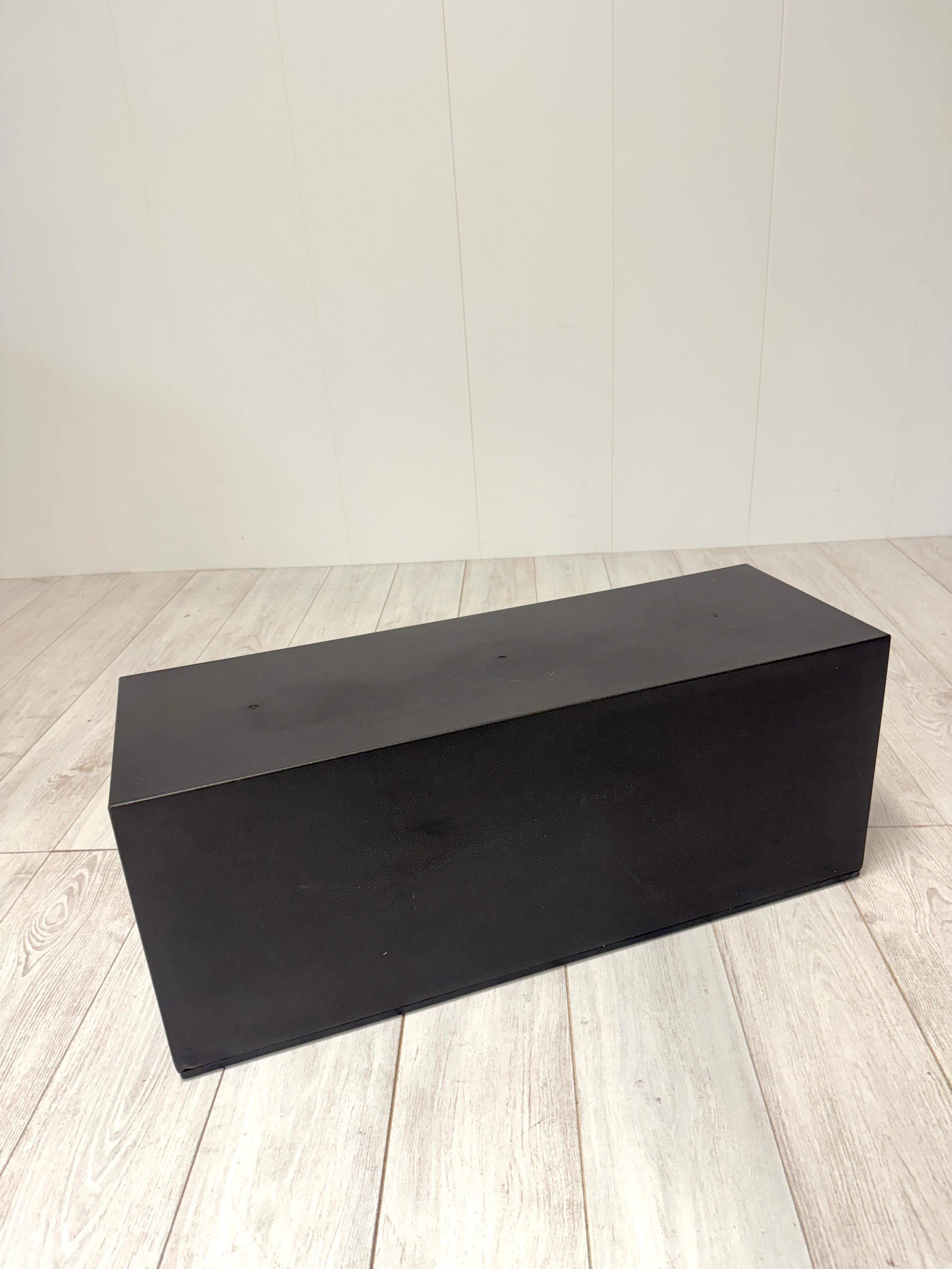 Mario Bellini, Tre tavolini serie Scacchi, prod. C&B, 1971 7
