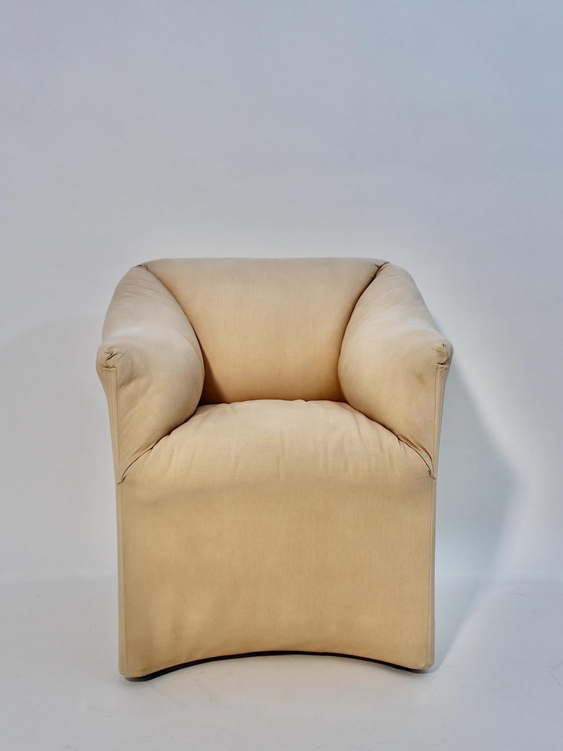 Upholstery Mario Bellini Vintage Four Cream Dining Chair Armchair Tentazione Cassina 1970s For Sale