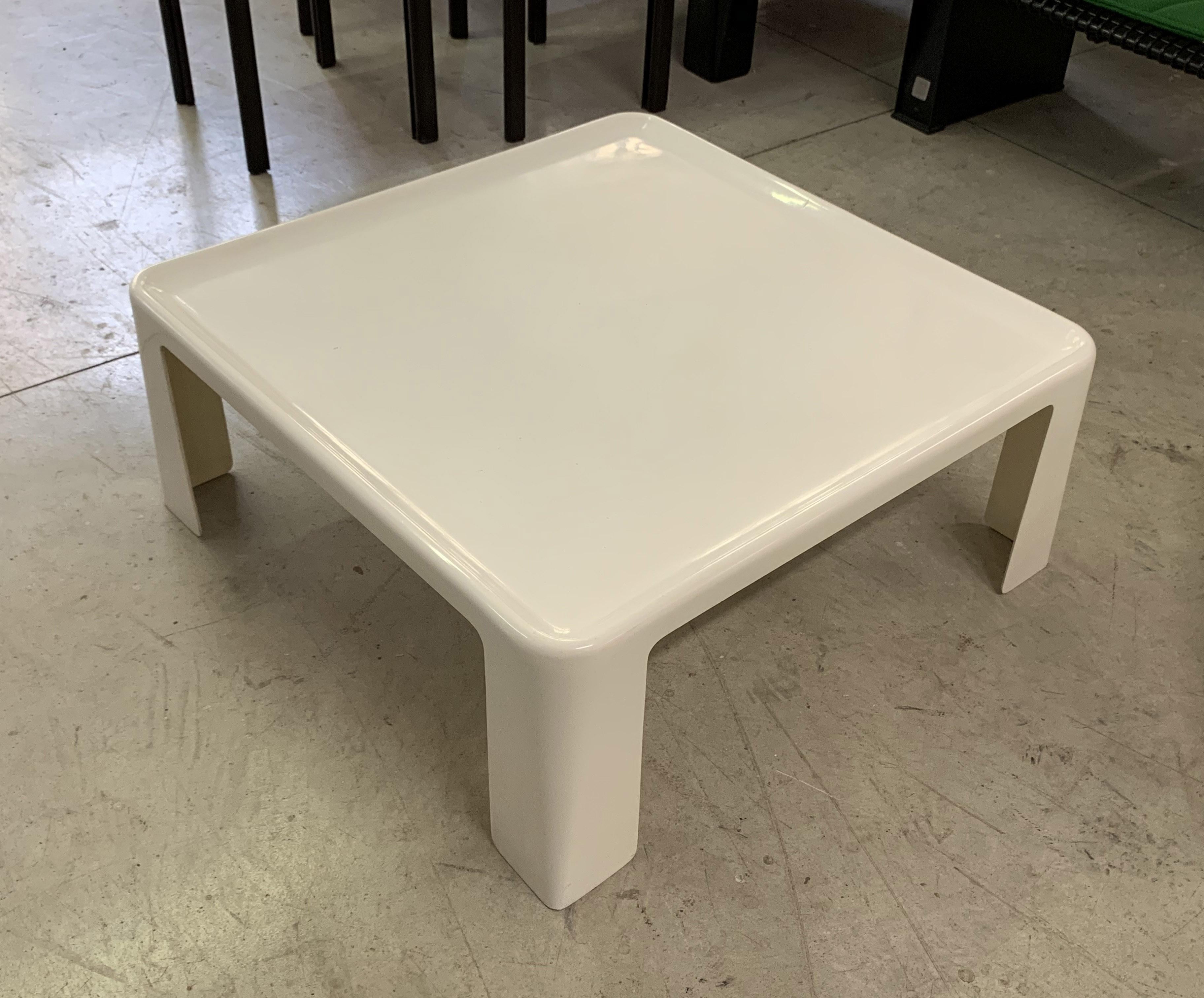 fibreglass coffee table