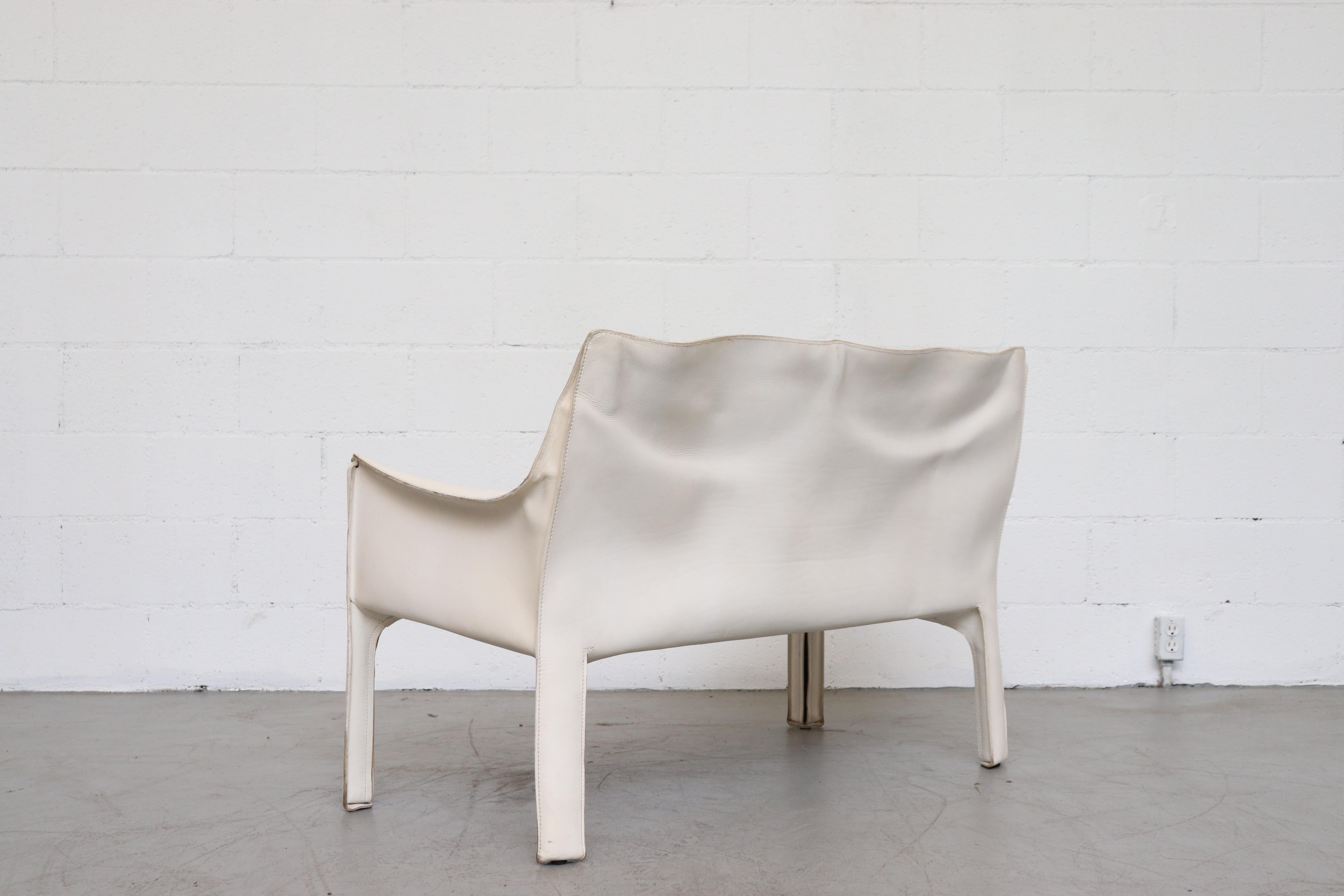 Mario Bellini White Leather Cab Love Seat for Cassina In Good Condition In Los Angeles, CA