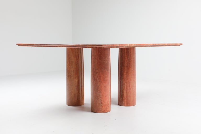Mario Bellini's Red Travertine 'Il Collonato' Dining Table In Excellent Condition In Antwerp, BE