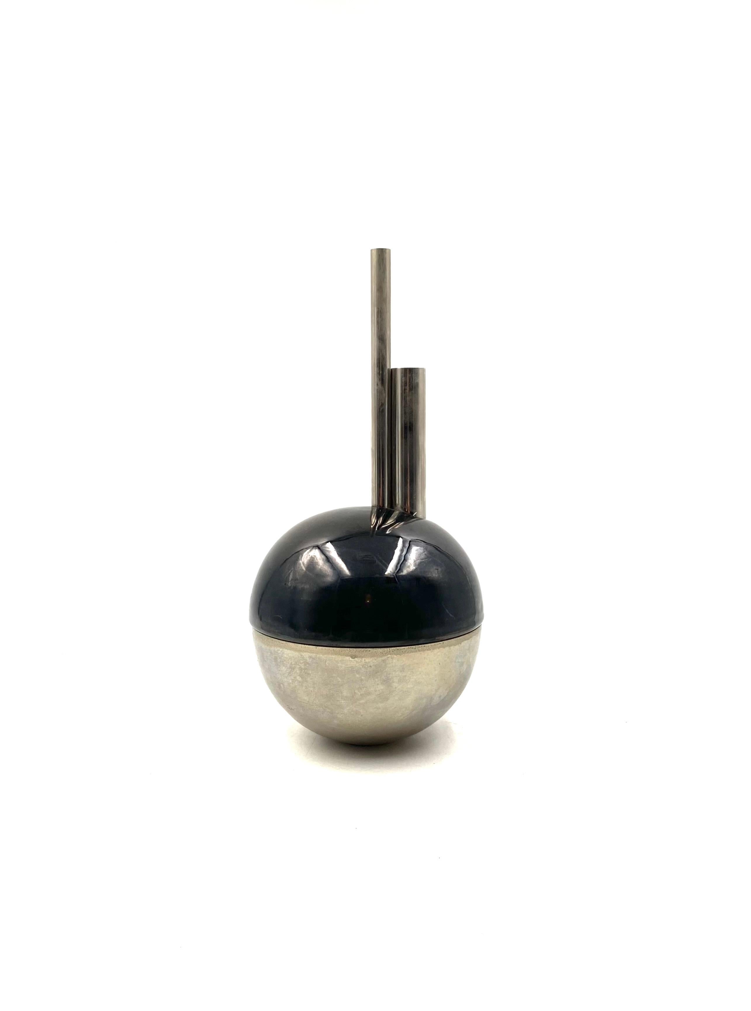 Italian Mario Bertozzi, ceramic spherical vase, Marber Italy, 1970s in vendita