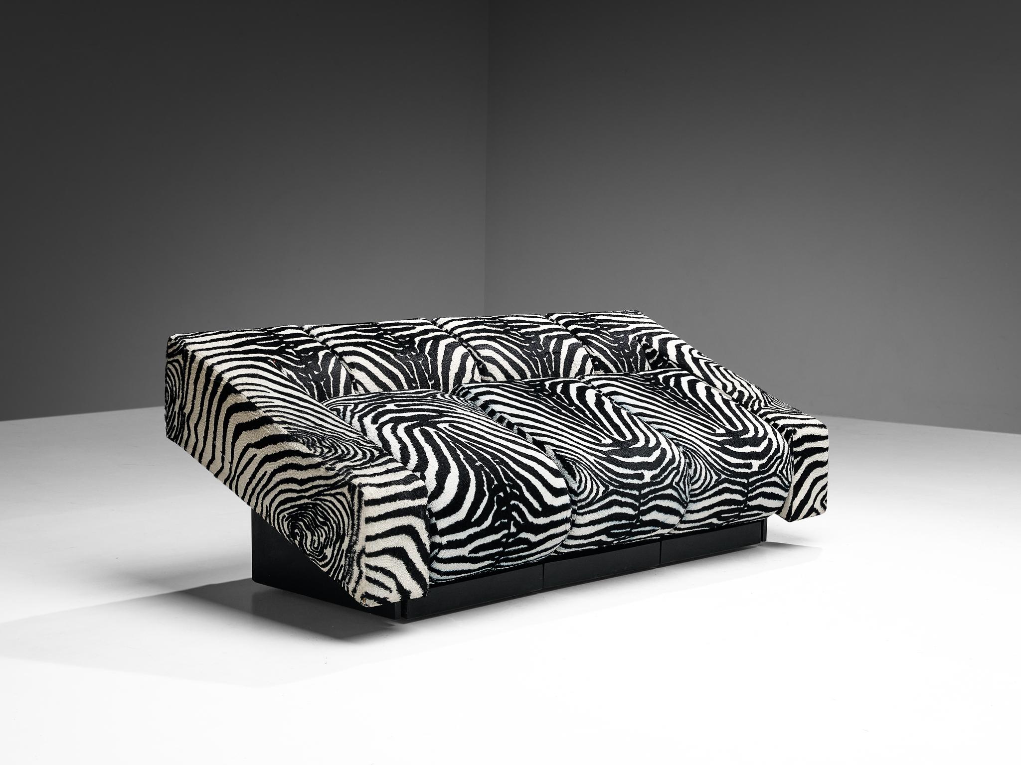 Mario Botta for Alias 'Obliqua' Sofa in Zebra Print Upholstery In Good Condition For Sale In Waalwijk, NL