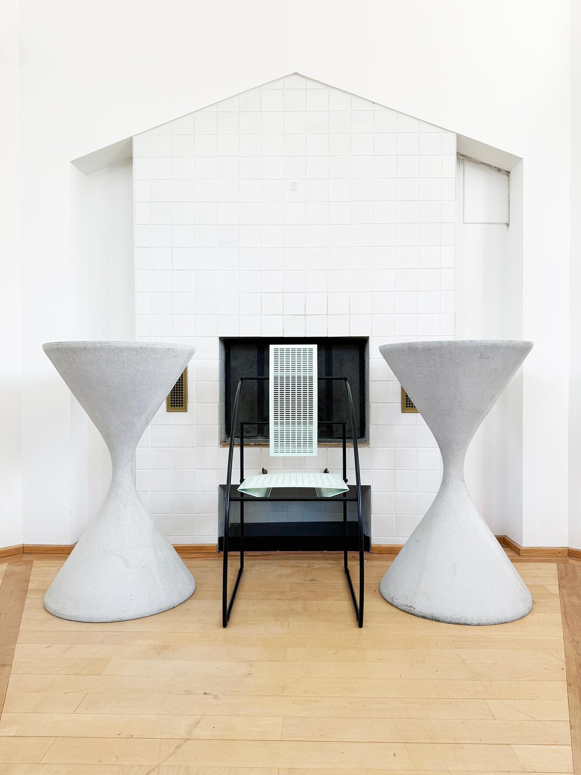 Mario Botta PAIR La Quinta Mint Green + Black Chairs Alias Switzerland 1985 2pc en vente 9