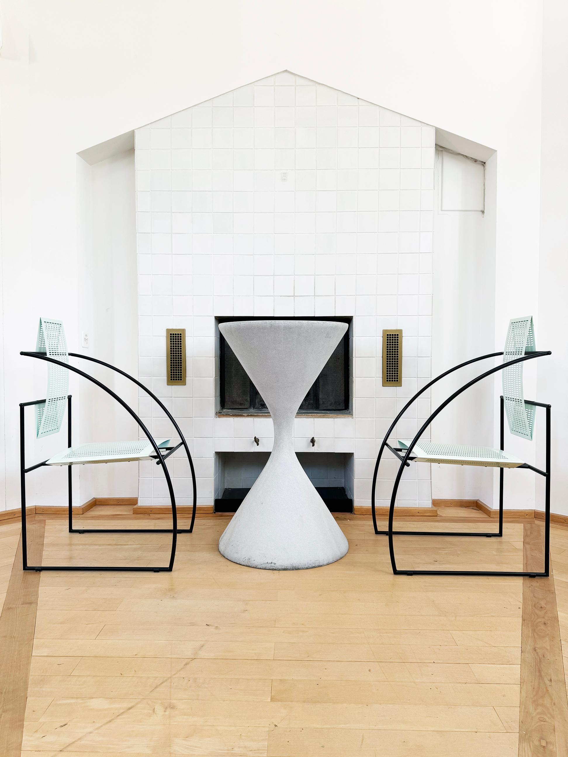 italien Mario Botta PAIR La Quinta Mint Green + Black Chairs Alias Switzerland 1985 2pc en vente