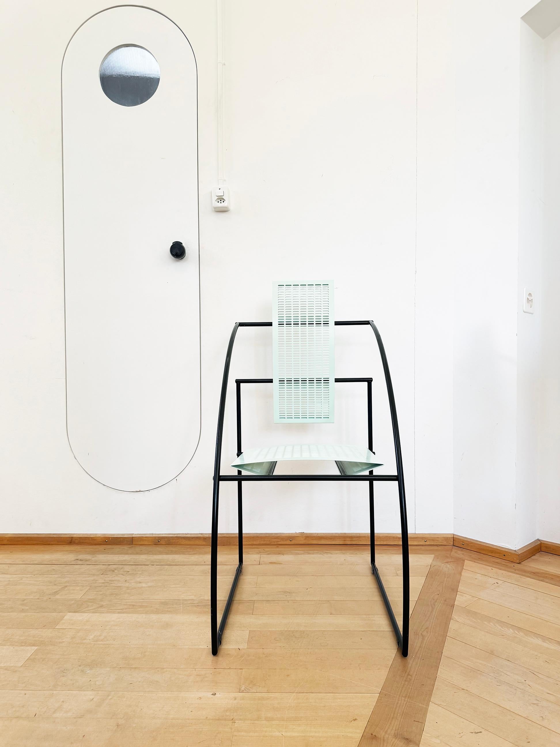 Fin du 20e siècle Mario Botta PAIR La Quinta Mint Green + Black Chairs Alias Switzerland 1985 2pc en vente
