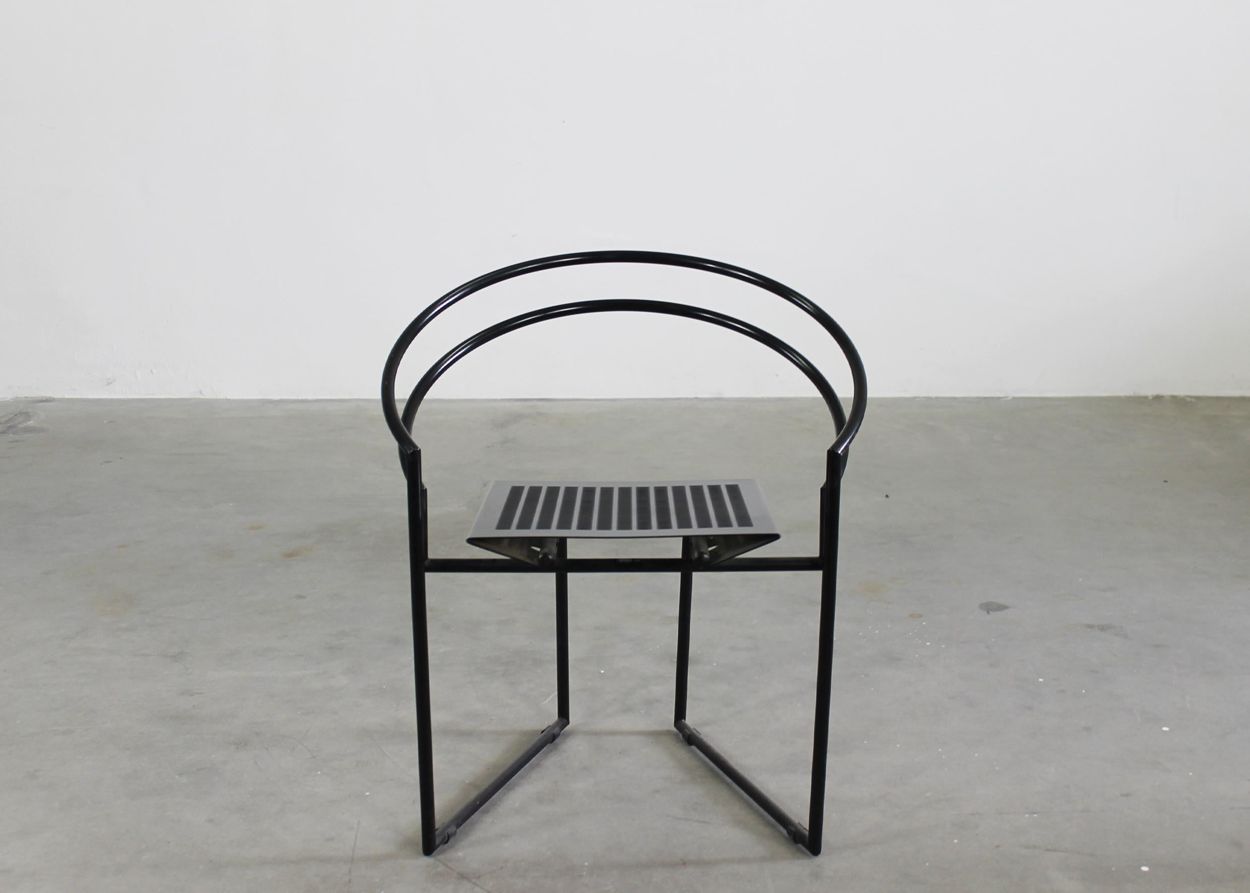 Mario Botta Set of Six La Tonda Chairs in Black Lacquered Metal by Alias 1980s In Good Condition For Sale In Montecatini Terme, IT