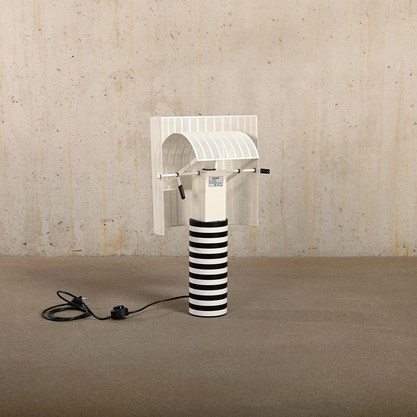 Mario Botta Shogun Tischlampe in Schwarz und Weiß für Artemide, Italien im Zustand „Hervorragend“ im Angebot in Amsterdam, NL