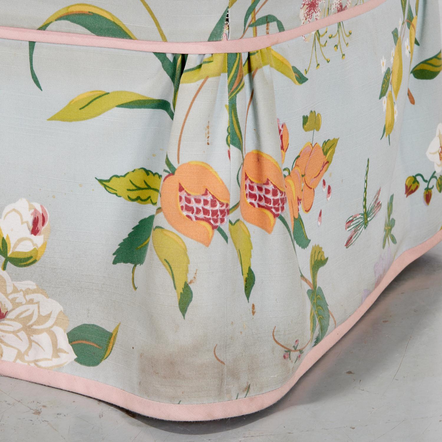 Mario Buatta Custom Slipper Chair in Floral Fabric - Barbara J. Walters Estate In Good Condition In Morristown, NJ