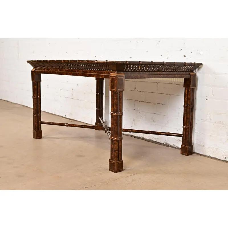 Mario Buatta für John Widdicomb Hollywood Regency Chinoiserie Couchtisch (Ende des 20. Jahrhunderts) im Angebot