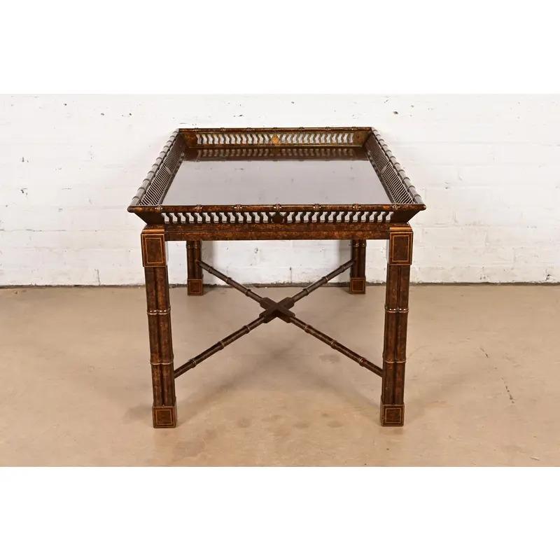 Mario Buatta für John Widdicomb Hollywood Regency Chinoiserie Couchtisch im Angebot 3