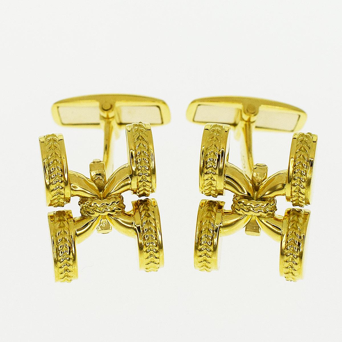 Marque:Mario BUCCELLATI
Nom:Boutons de manchette A&M BUCCELLATI
MATERIAL : Or jaune 750 K18
Poids : 13,3 g (paire)
Taille : H16.65mm×W12.31mm / 0.65