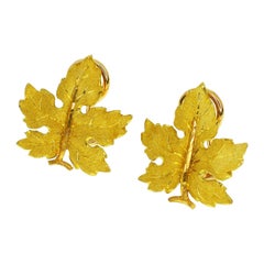 Mario Buccellati 18 Karat Yellow Gold Grape Leaf Design Studs Earrings