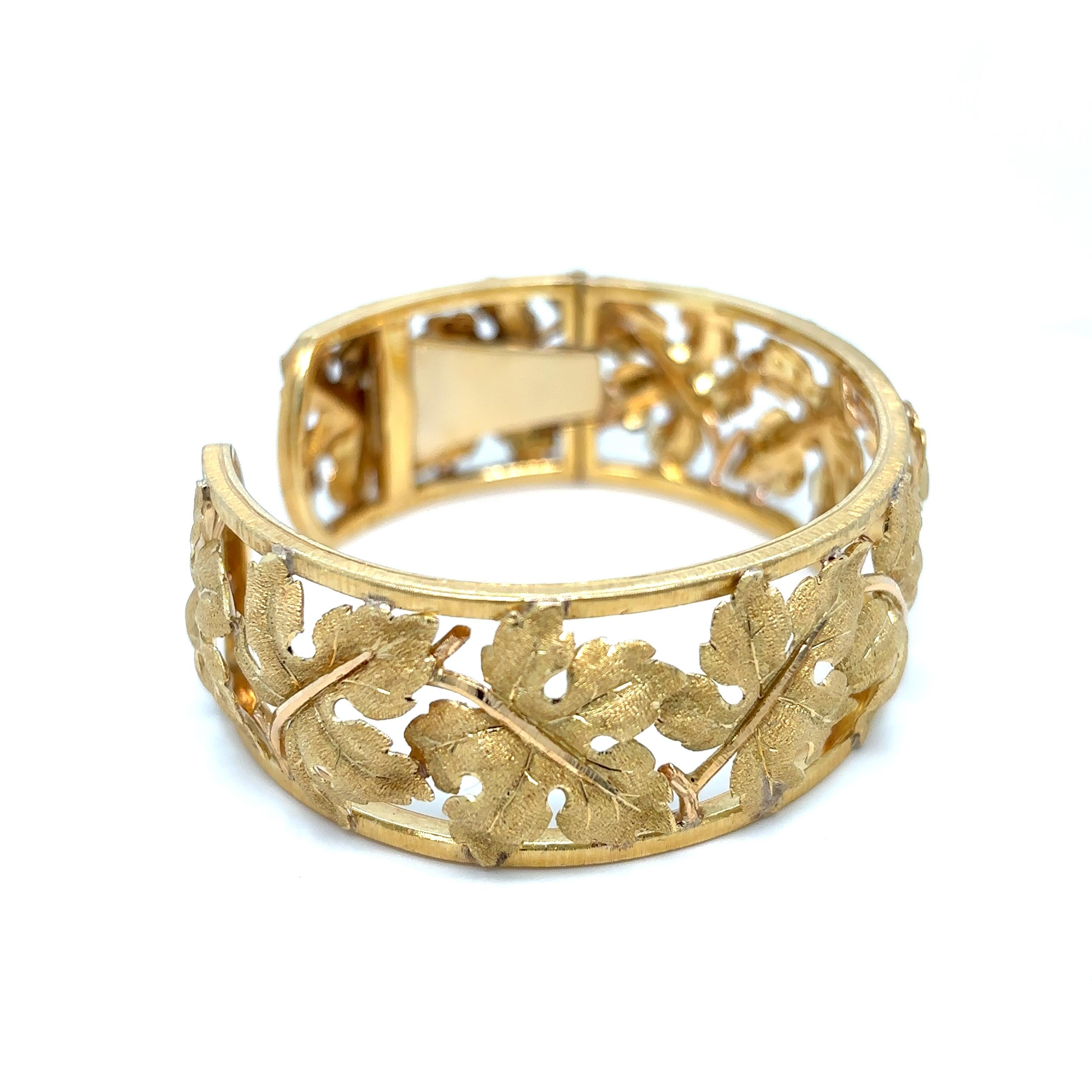 Mario Buccellati 18K Yellow Gold Cuff Bracelet In Excellent Condition In Napoli, NA