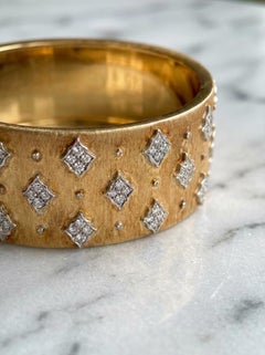 Mario Buccellati 18K Yellow Gold Diamond Bangle Bracelet