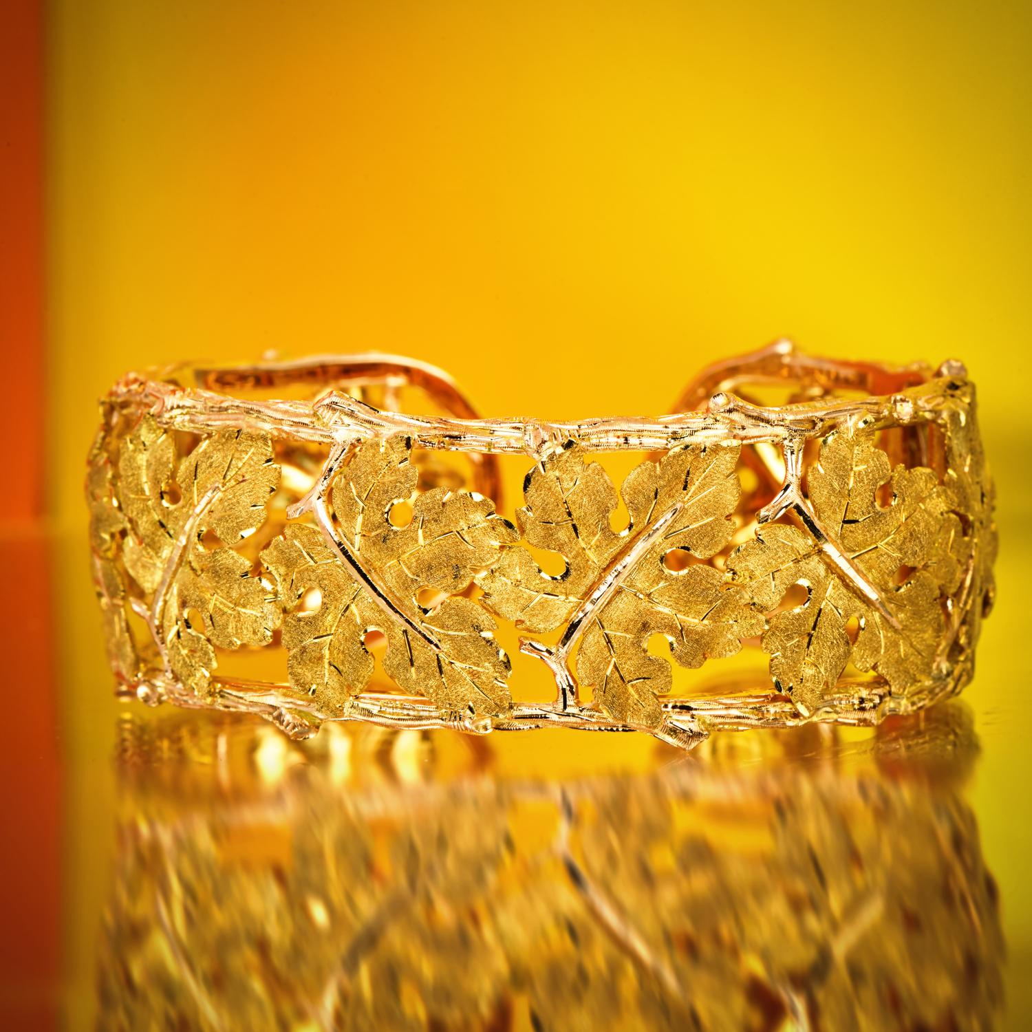 Mario Buccellati 18K Yellow Gold Maple Leaf Cuff Bracelet 2