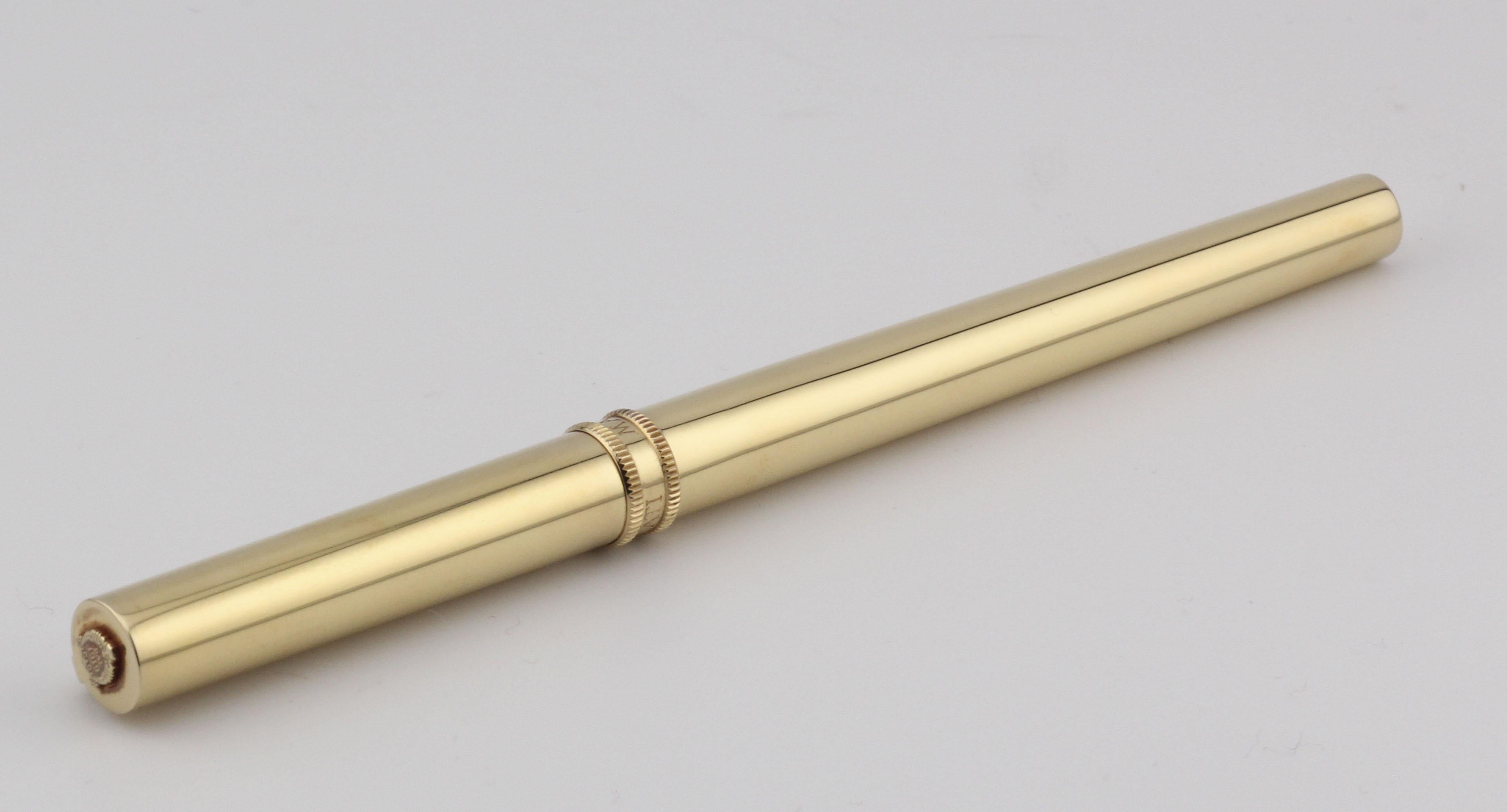The Mario Buccellati 18K Yellow Gold Roller Ball Pen is an exquisite embodiment of refined elegance and exceptional craftsmanship. Made from gleaming 18K yellow gold, the pen’s sleek, unadorned surface allows the quality and richness of the gold to