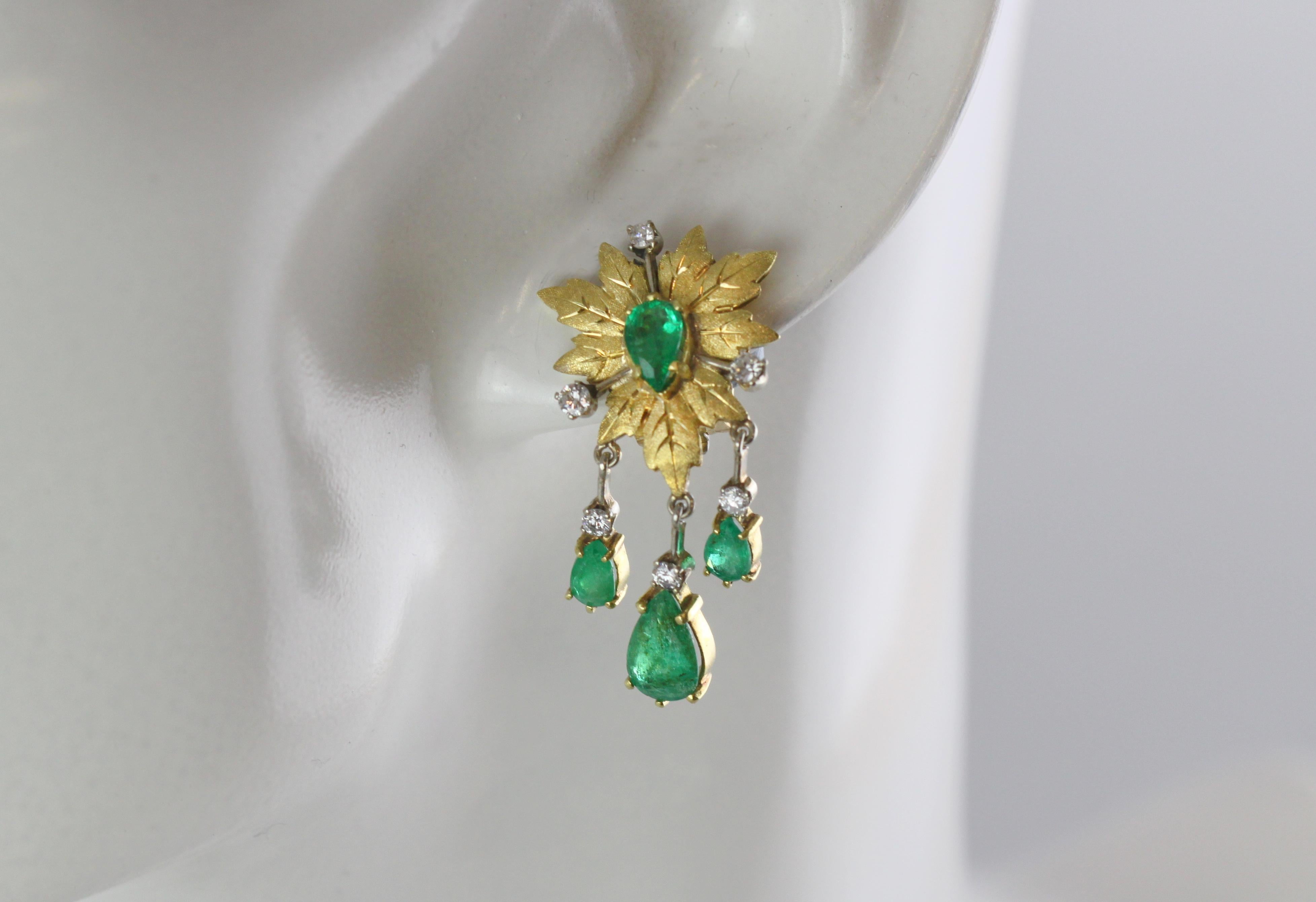 Mario Buccellati 18 Karat Gold Clip-On Earrings with Emeralds and Diamonds In Good Condition In Braintree, GB