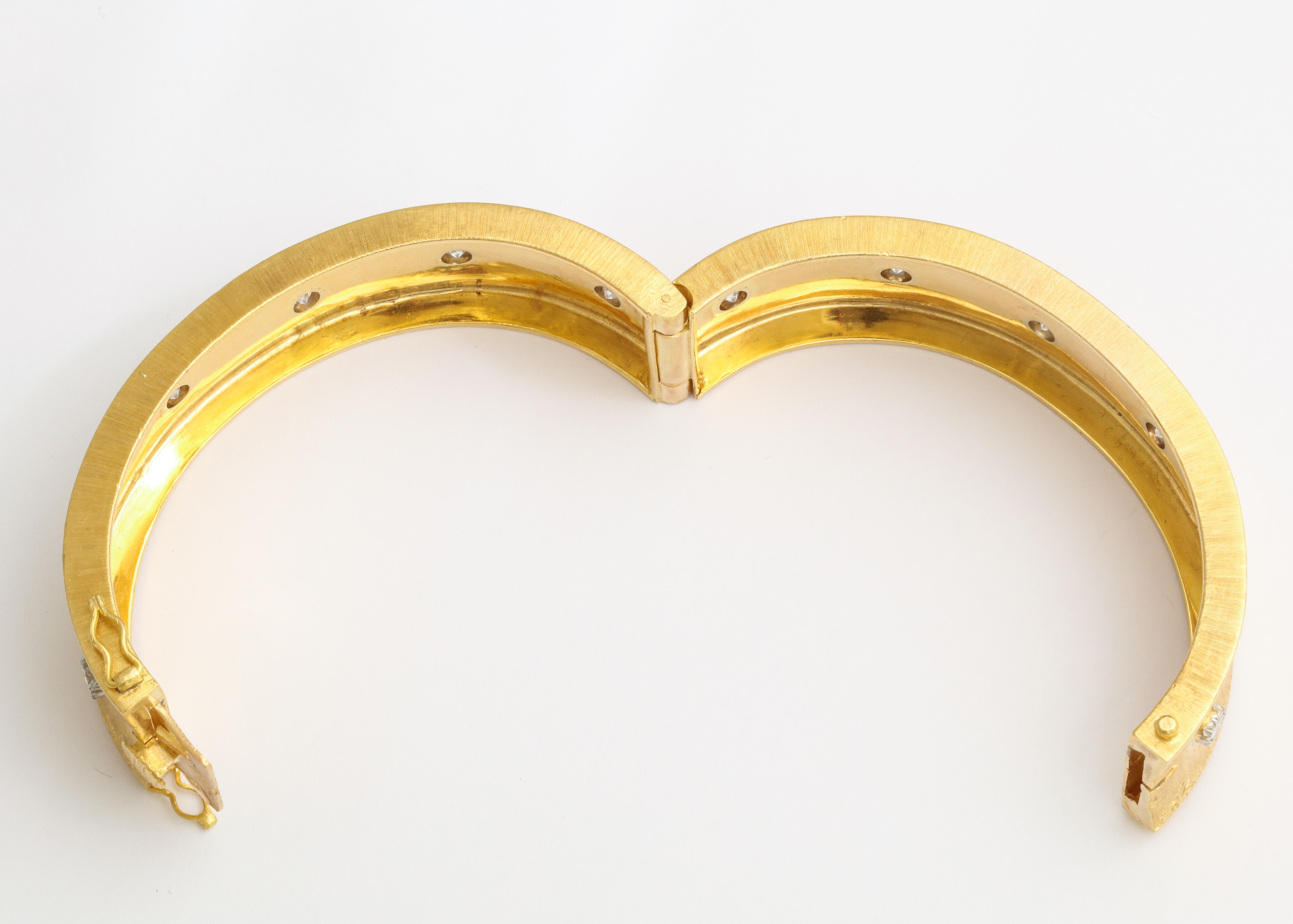 Mario Buccellati 18 Karat Yellow Gold and Diamond Bangle Bracelet, circa 1970s In Good Condition For Sale In New York, NY